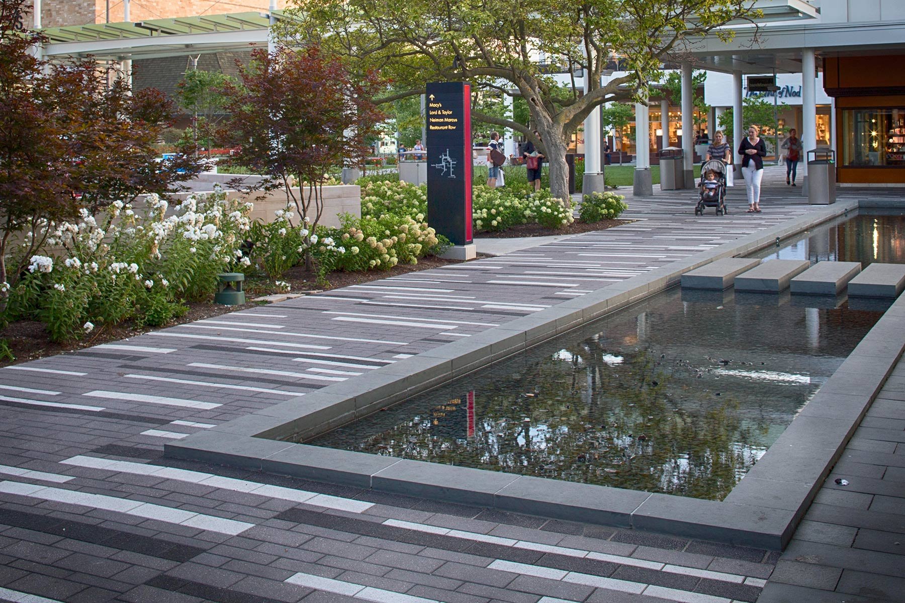 Oakbrook Mall — Hall Architecture Studio