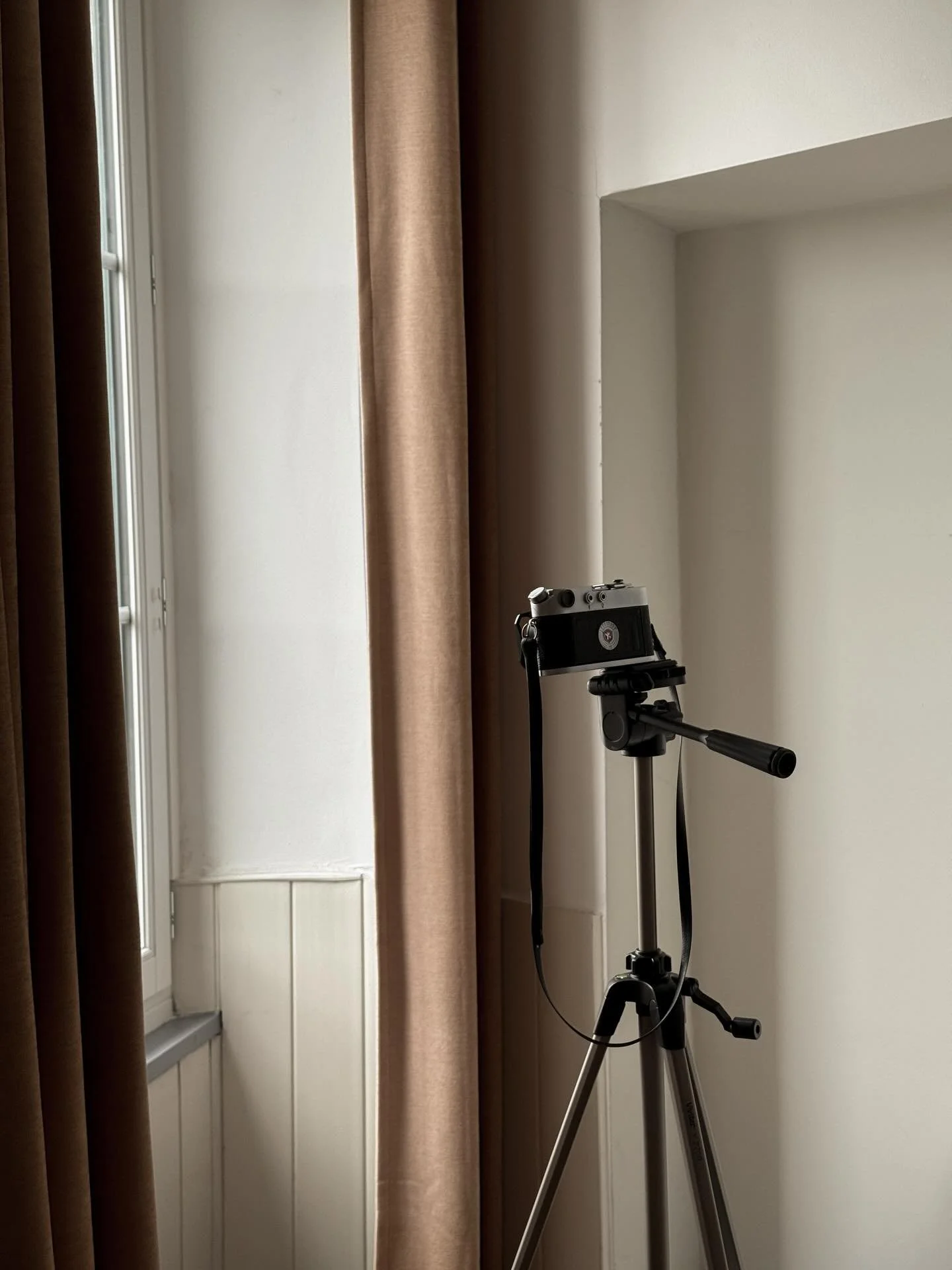 Dans l&rsquo;appartement
