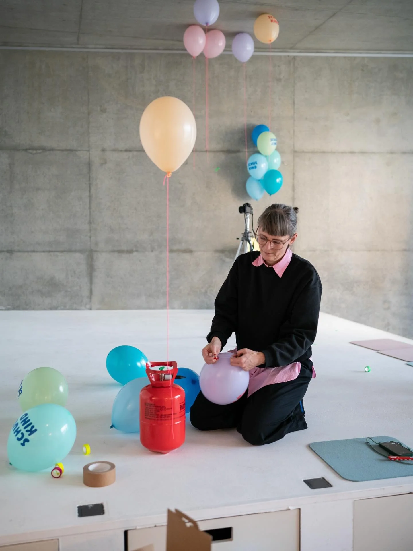 Ihr Lieben. Bevor es zu sp&auml;t ist, blicke ich noch einmal auf das letzte Jahr zur&uuml;ck:
Januar: ich komme schnell in die G&auml;nge und setze erste Shootings um
Februar: ich ahne noch nicht, wieviele Lachkekse ich verkaufen werde
M&auml;rz: ne