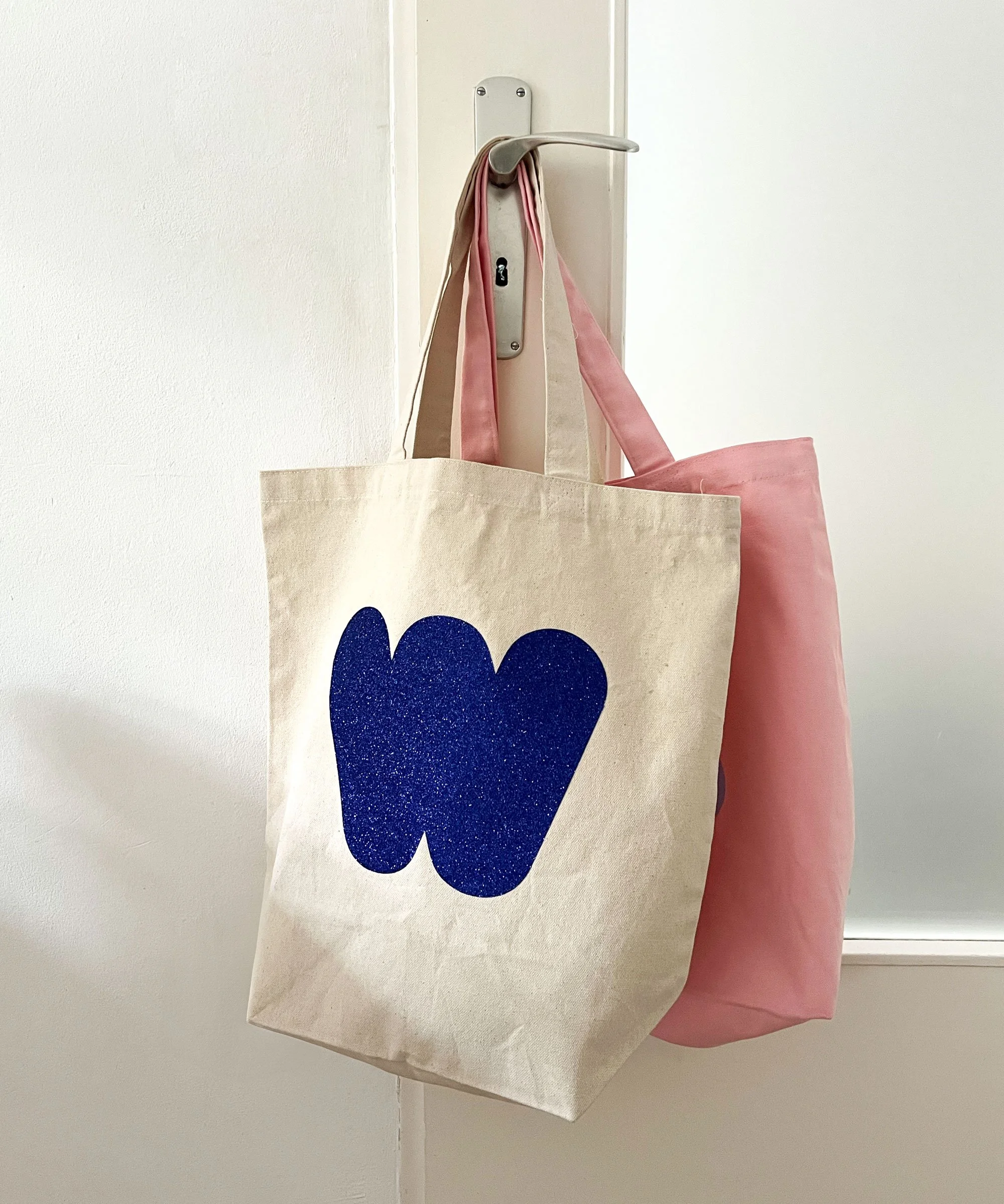 tinyday-taschen-initale-natur-2.jpg