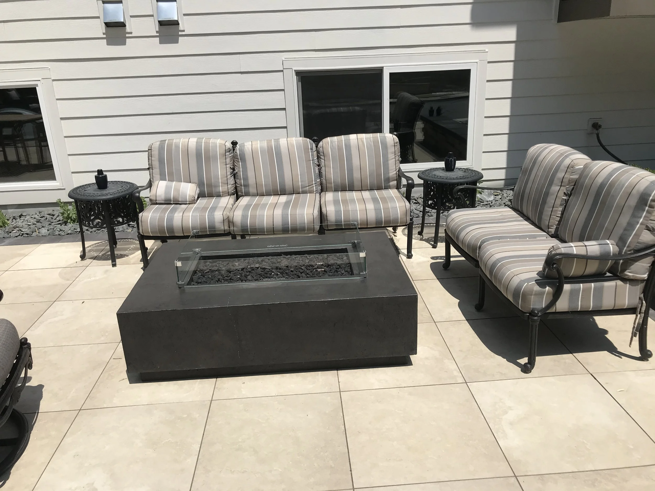 Rectangulor Black fire pit.jpeg