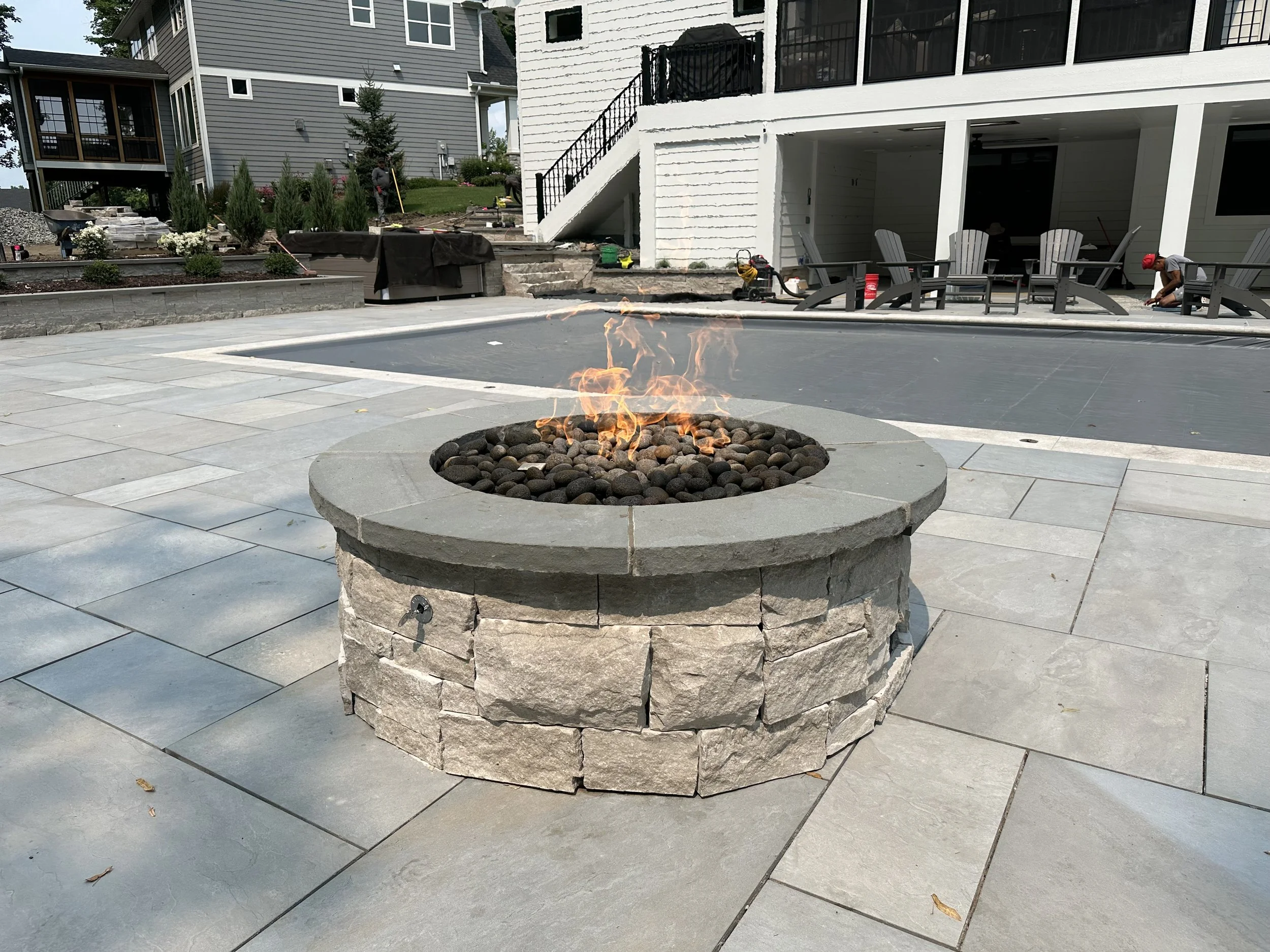 36 inch round fire oit grey cap stone.jpeg