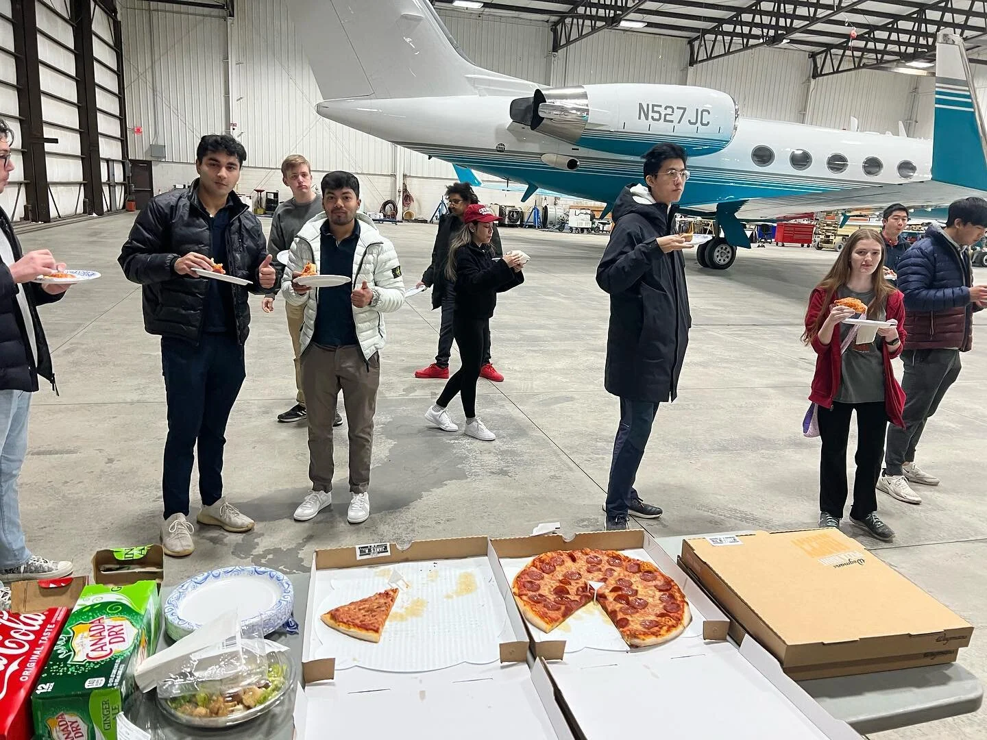 What’s better than a Gulfstream G4? A Gulfstream G4 with free pizza! Thanks everyone for coming out, we had a blast today. One lesson was definitely learned: aviation is expensive. We look forward to seeing everyone next week.