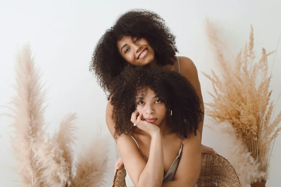 FROM SIBLINGS TO FRIENDS: HOW TO CREATE A REAL FRIENDSHIP WITH YOUR SISTER