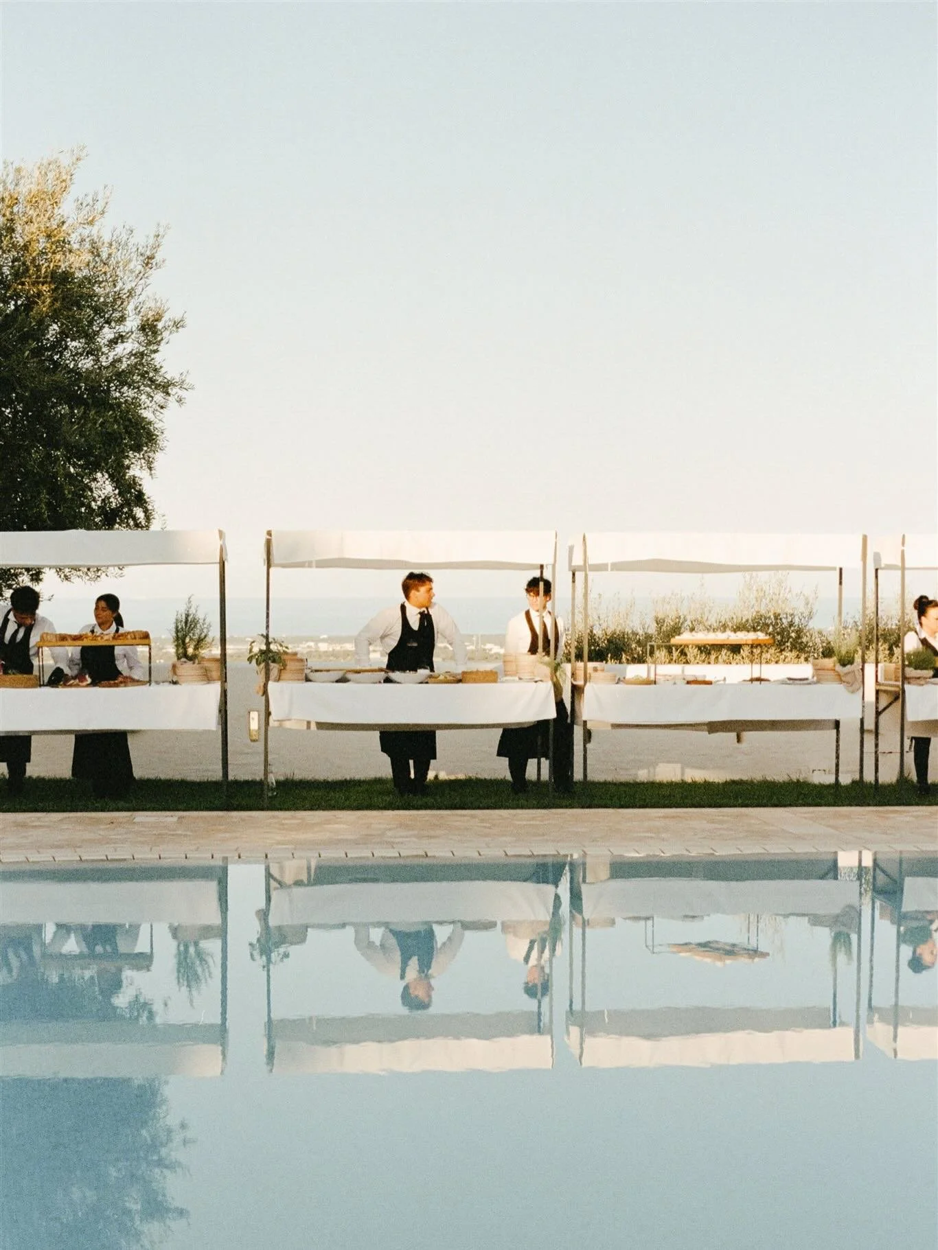 2026 UPDATE 
I have just two remaining dates available this year, after which I&rsquo;ll be fully booked for Summer 2026. By intentionally limiting my bookings, I&rsquo;m able to give each wedding my complete focus and creative energy. The season ahe