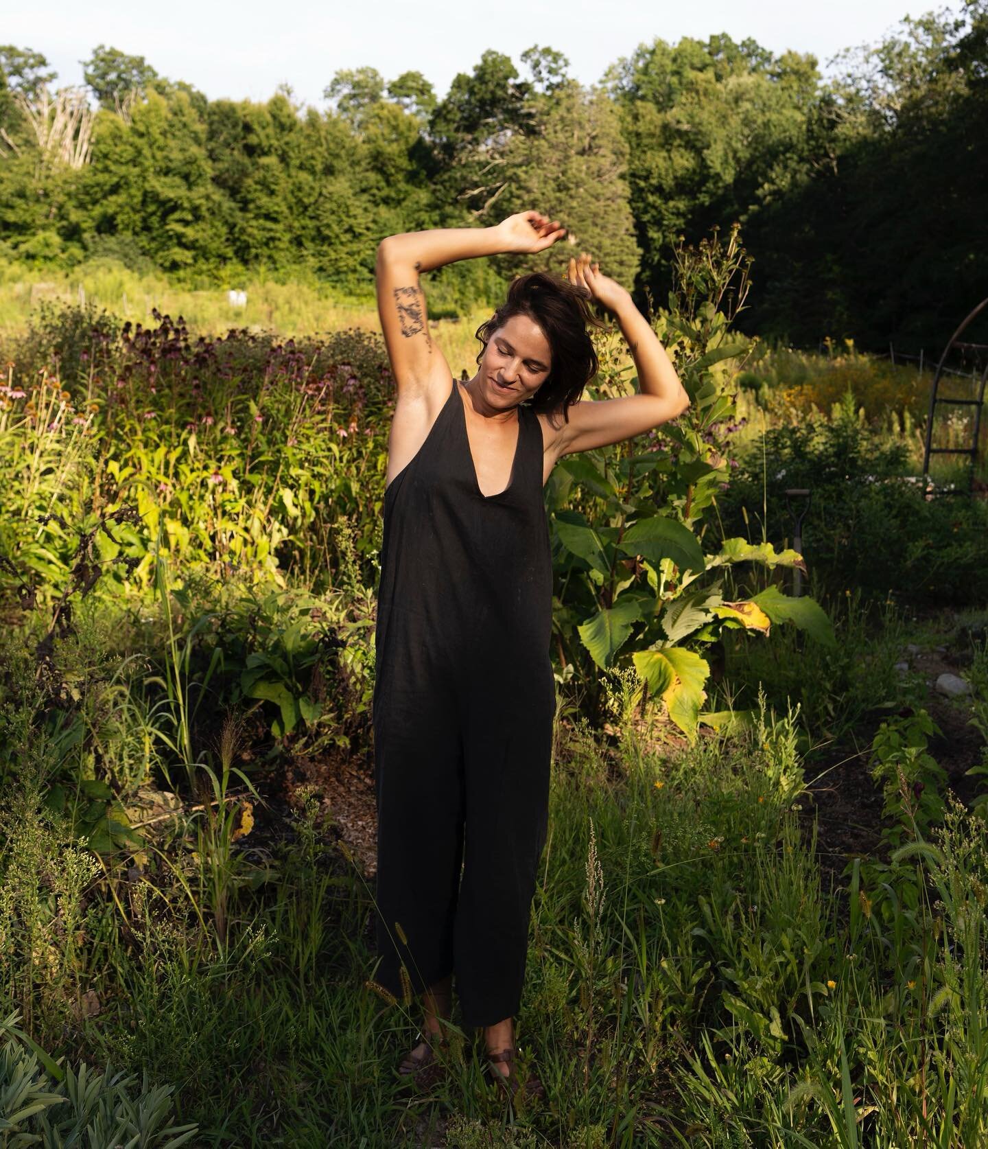 dancing in the garden in August ~ my natural state 

captured by @jillianfreyer