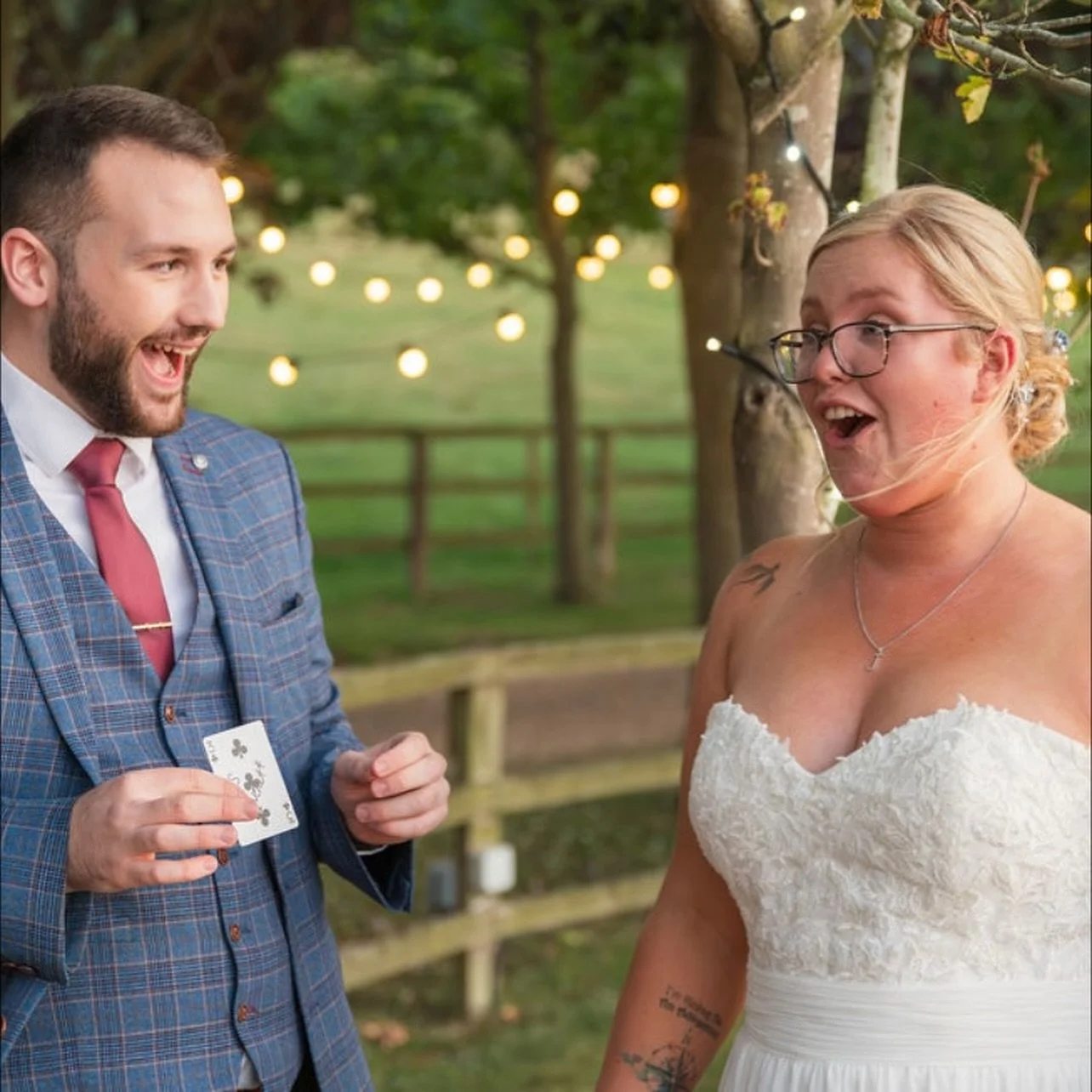 When the magician and the bride react the SAME way to the magic 🤯✨

That&rsquo;s when you know it&rsquo;s not just a trick&hellip;
it&rsquo;s a moment worth capturing forever.

Big shoutout to @ryanhurleyweddings for catching the perfect reaction 📸