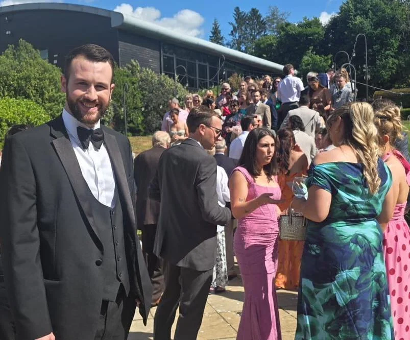 &ldquo;Can we get everyone together for a quick photo?&rdquo;

The biggest lie ever told at a wedding 😂

Somebody&rsquo;s at the bar.
Someone&rsquo;s disappeared.
And there&rsquo;s always one person who has no idea they&rsquo;re needed 👀

Thankfull
