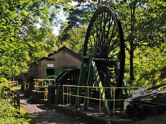 South Wales Miners' Museum: the first mining museum in Wales. It consists of both a detailed indoor "underground tour" and outdoor exhibits, which include a Blacksmith's Shop, Lamp Room and Engine House with a working, scale model steam train!