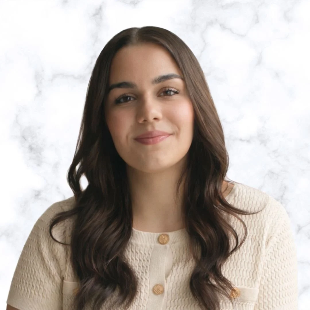 Headshot of Sabrina Panaitescu Rapan offering therapy for adults and teens in Barrie and Newmarket.