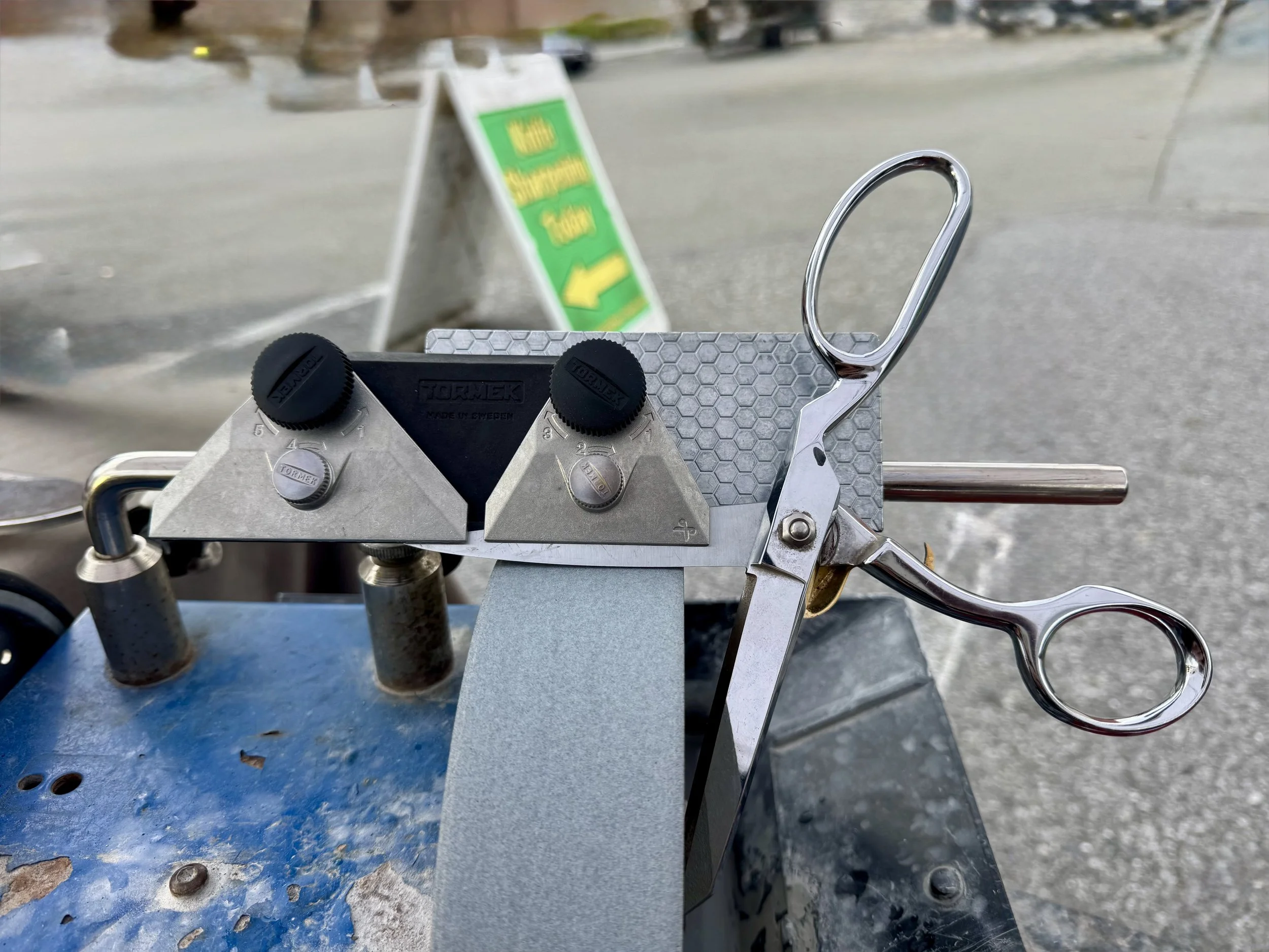 Sewing Scissors — cutting paper