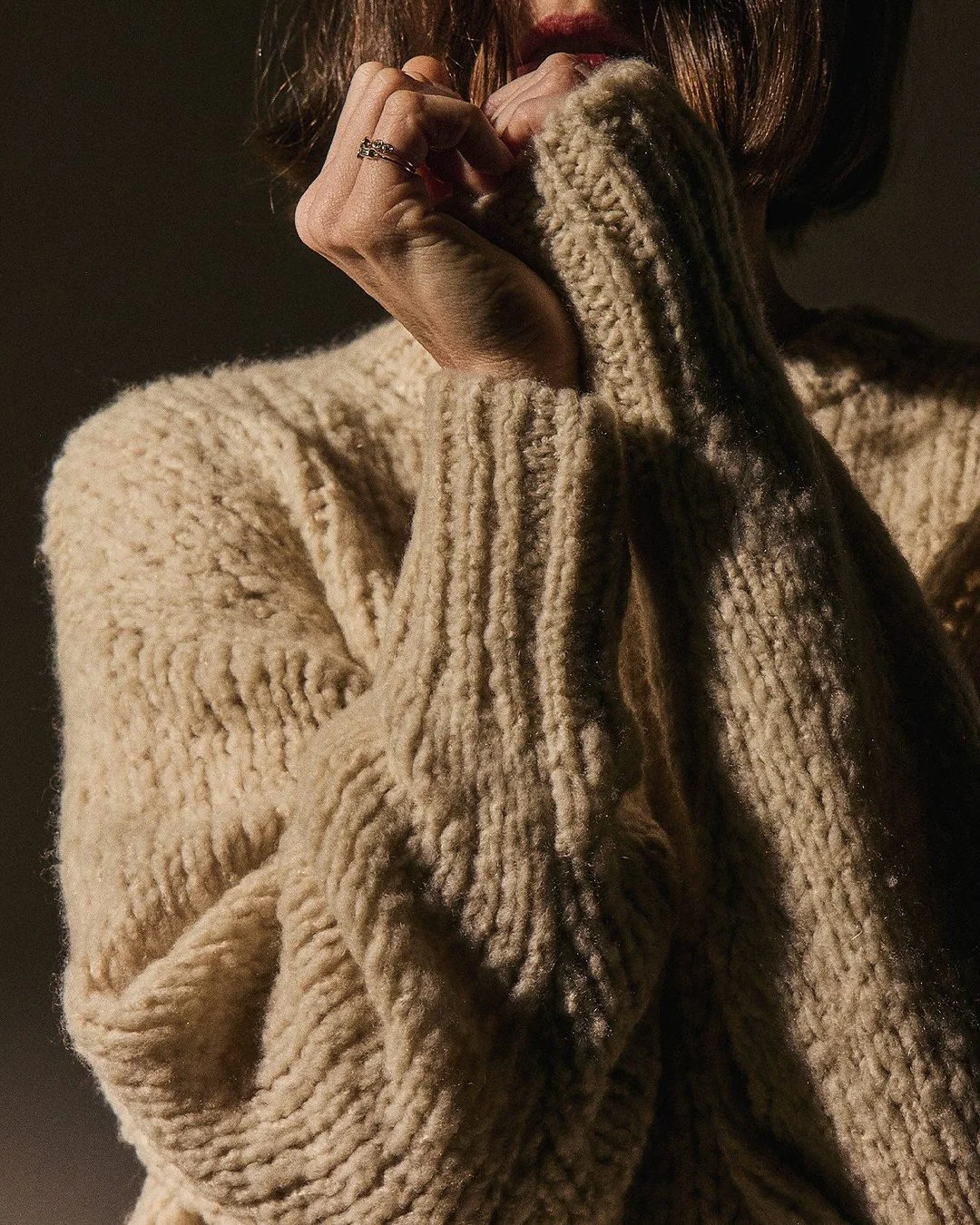 Effortless. Elevated. Essential. ✨⁠
⁠
@jamesperse brings its signature California-cool aesthetic to South Granville - think clean lines, laid-back luxury, and timeless pieces made from the softest fabrics. From perfectly cut tees to tailored knits an