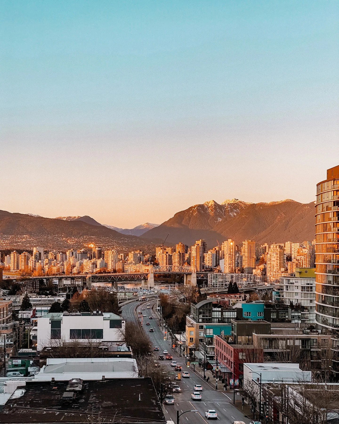 Happy Family Day! 💛👨&zwj;👩&zwj;👧&zwj;👦⁠
⁠
Whether it's family by birth or by choice, today is all about celebrating the people who feel like home. 💕 Take the time to connect, share a meal, explore the neighbourhood, and make memories together.⁠