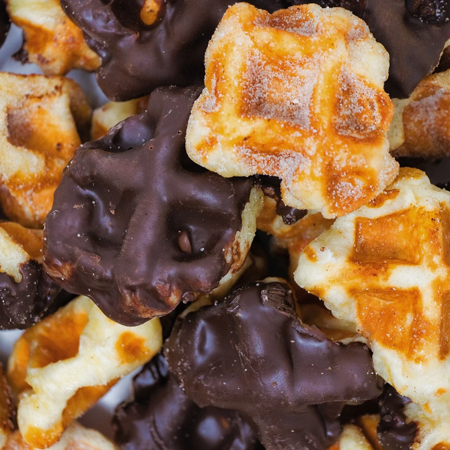 Snack Goals. 💖⁠
⁠
Our friends at @nerowafflebar make these adorable bites fresh every single day at their shop. They are the perfect "just because" treat or a sweet addition to any gathering. 🧇🍓⁠
⁠
Want loads? (We know you do.) You can e