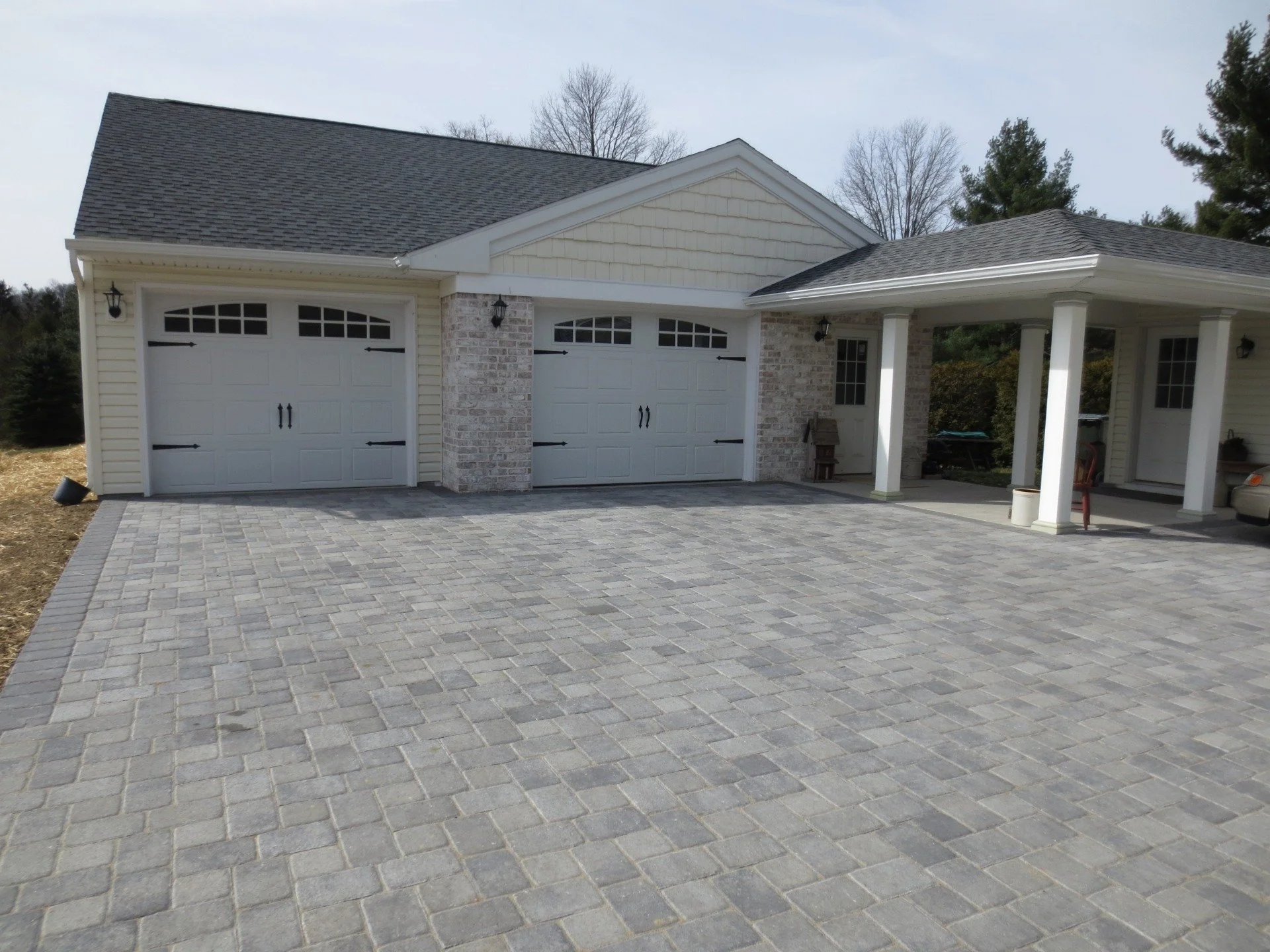 Mechanicsburg, PA Landscape Design, Edging, Paver Patio, Driveway