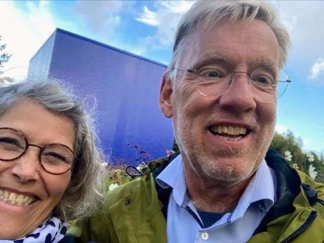 Sikke to.....vi beklager den forringede billedkvalitet