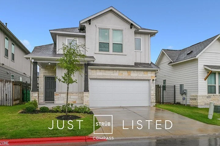 Like new in Summerrow! Spacious, open-concept living in one of Milestone's most popular floor plans. Tastefully designed and appointed with details that include granite countertops, a breakfast bar, and tons of natural light. The backyard is fully fe