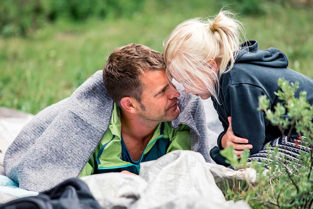  A sweet quiet moment between a father and daughter at an aid station at Bigfoot 200 