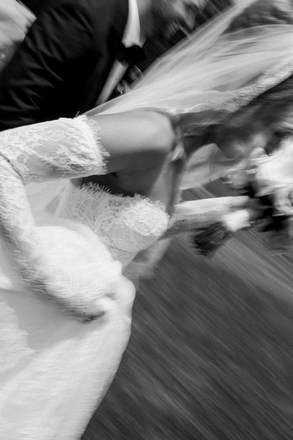 E&A_WeddingTeasers_-19.jpg