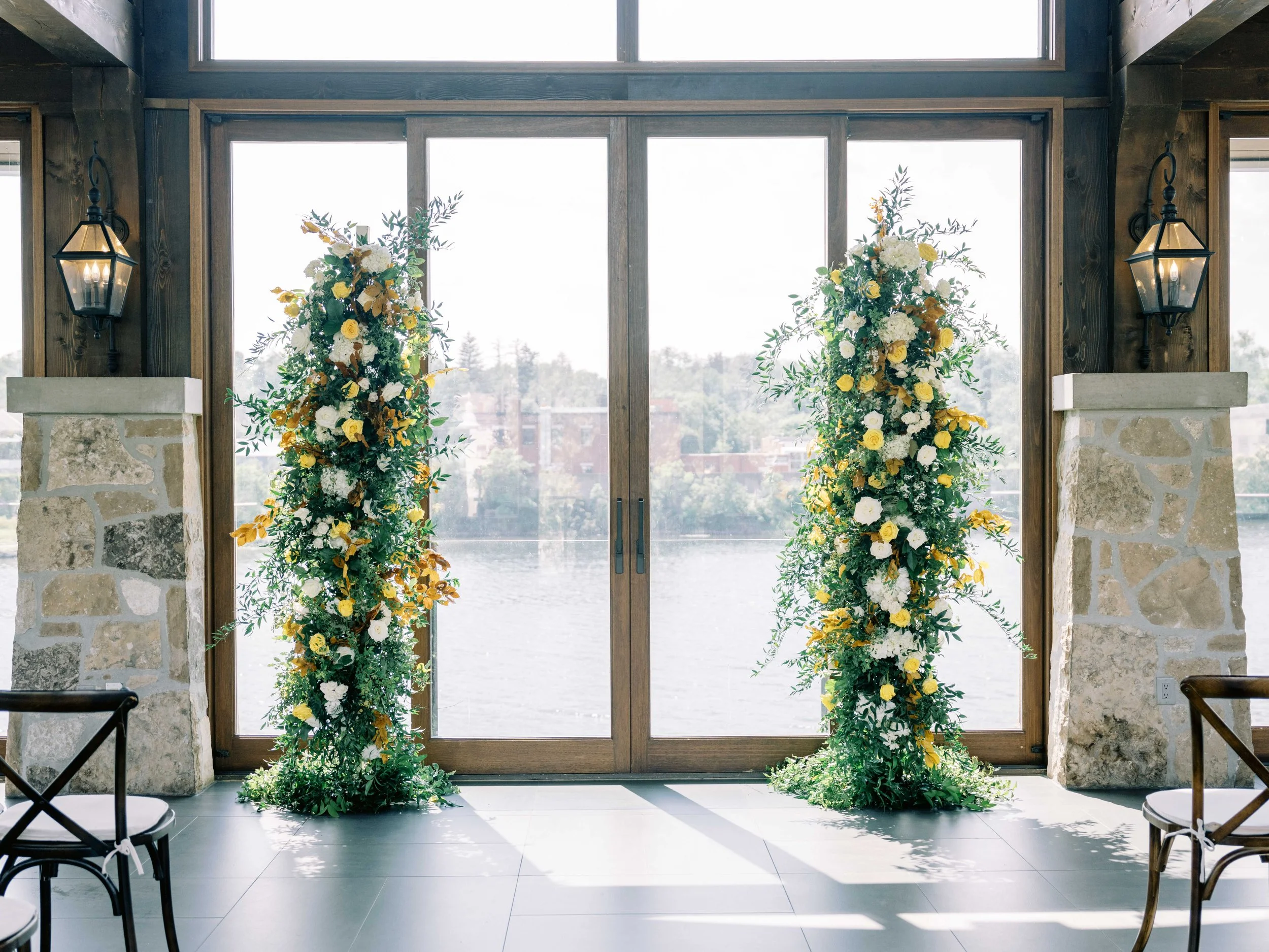 yellow and white wedding flowers, wedding day, wedding, wedding flowers, cambridge mill wedding, hamilton wedding florist, italian inspired wedding