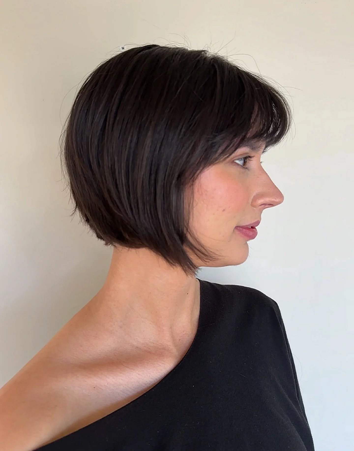 The cutest bixie by @kileykolodzejhair custom razored cuts are her thing. 👌 To schedule your appointment 
-> www.vagaro.com/mesasalontulsa 
Tulsa Stylist | Tulsa Razor Cuts | Tulsa Hair