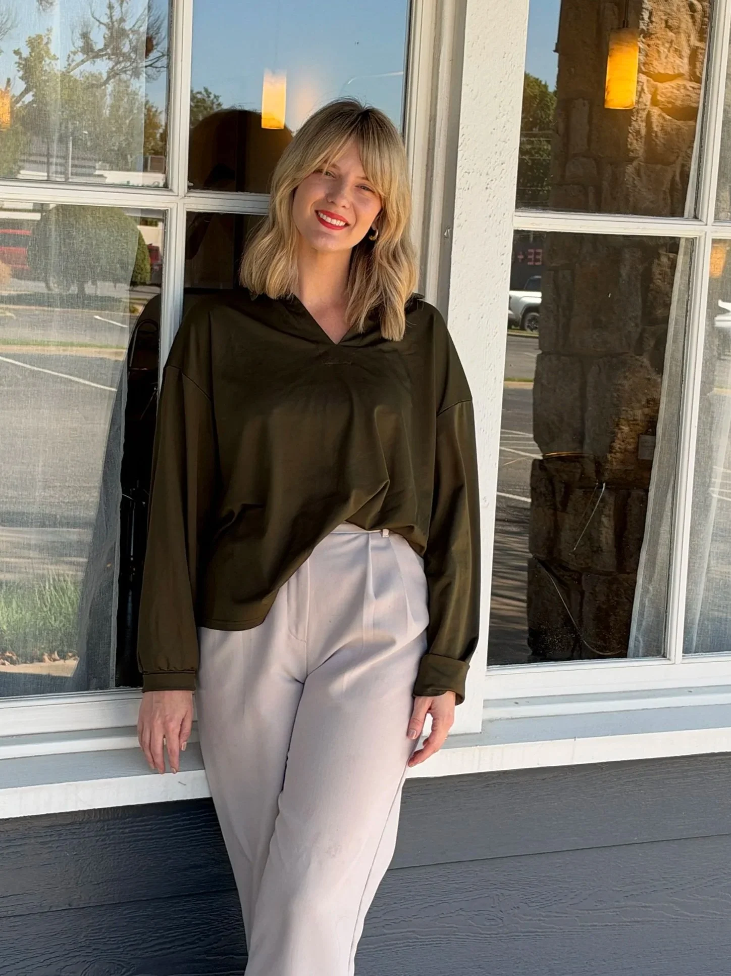 Mesa Boutique Salon luxury hair salon in Farm Shopping Center in Tulsa, Oklahoma. Tulsa Hair Salon. Macy Jane Dunkelberg Hair Stylist Salon Owner The Seasoned Colorist Tulsa Blonding Brunettes Dimensional Low Maintenance Custom Color Cuts