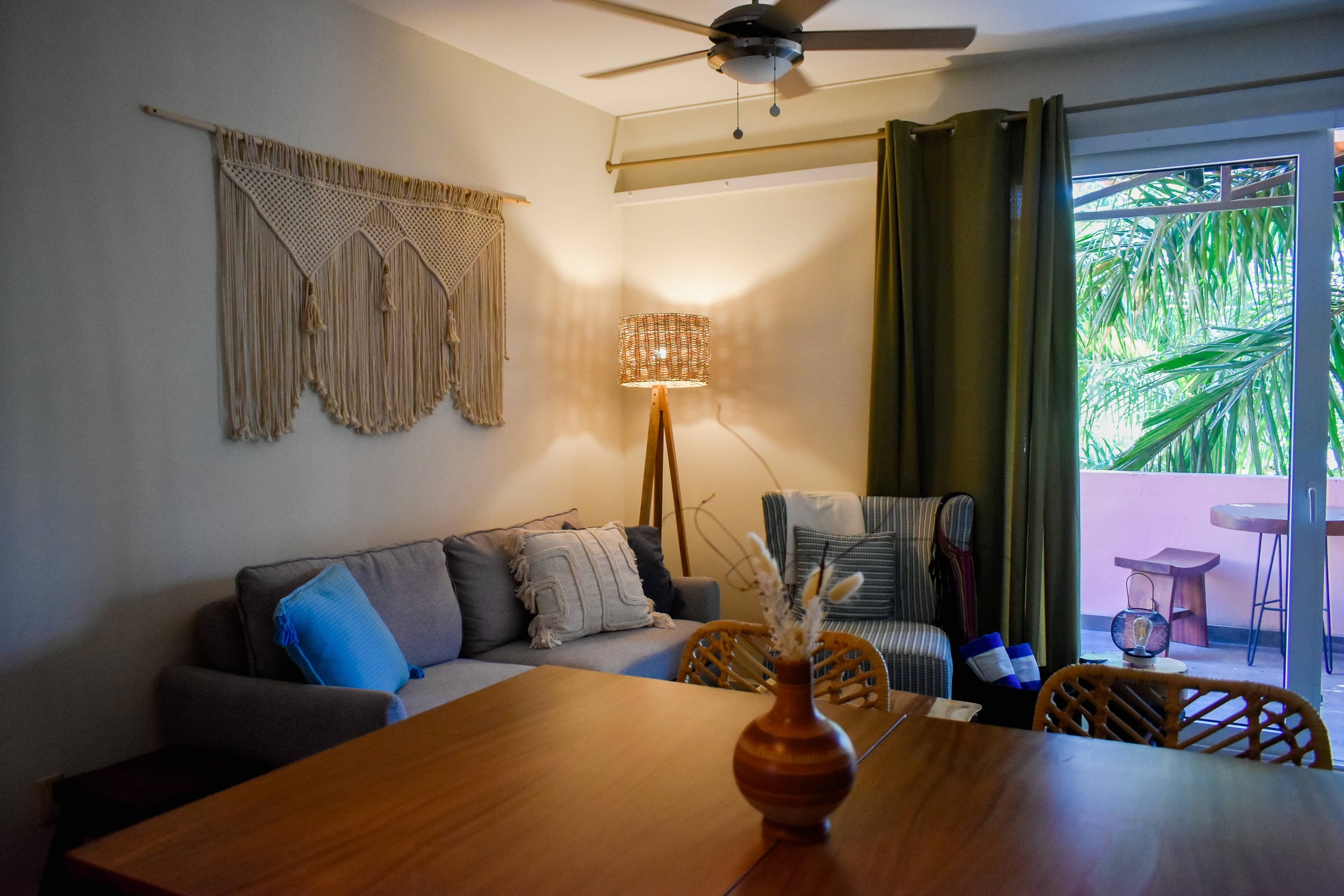 casa_bella_cruz_la_cruz_de_huanacaxtle_rental_vacation_marigold_suite_living_room.JPG