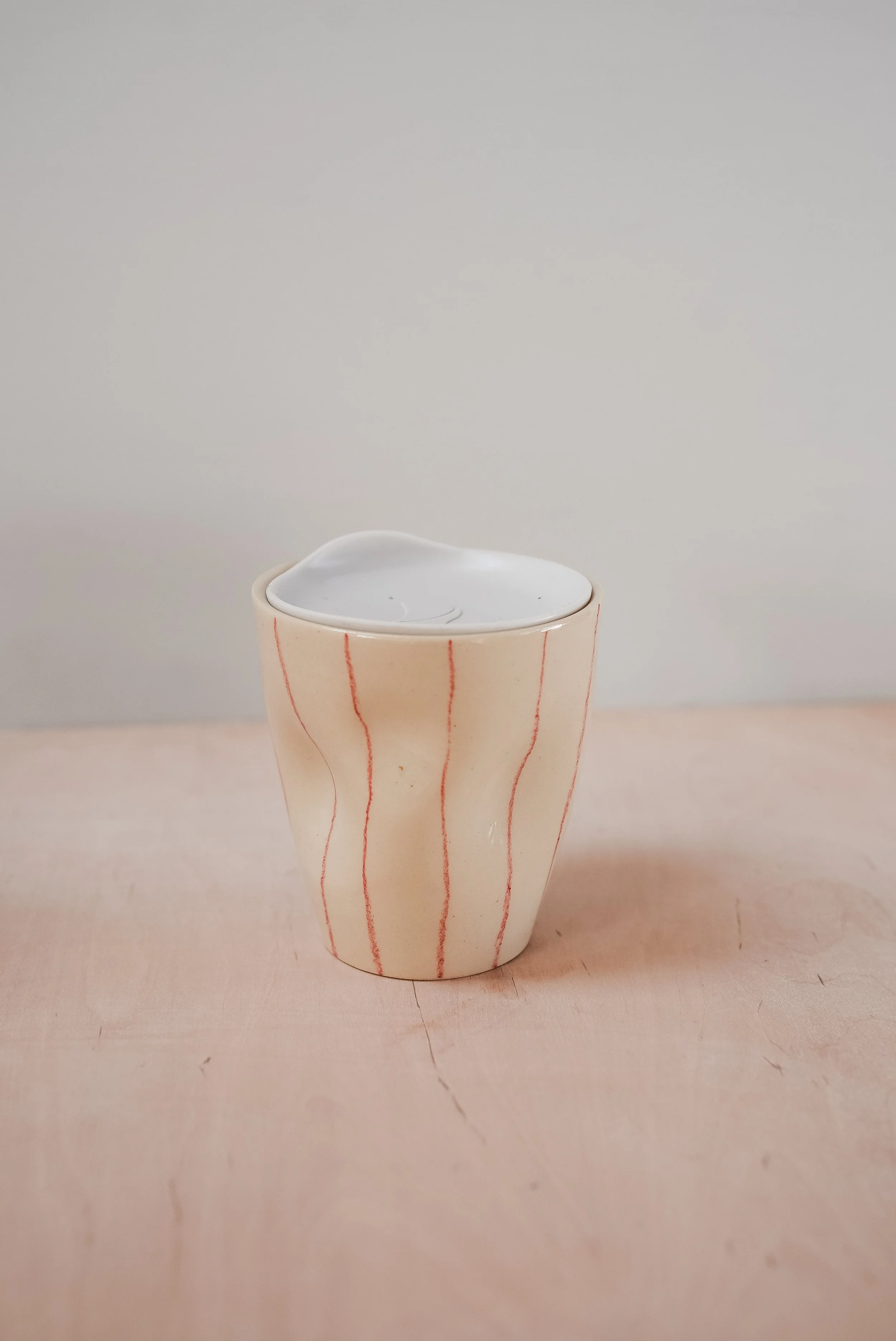 Mini Red Lines Dimple Cup