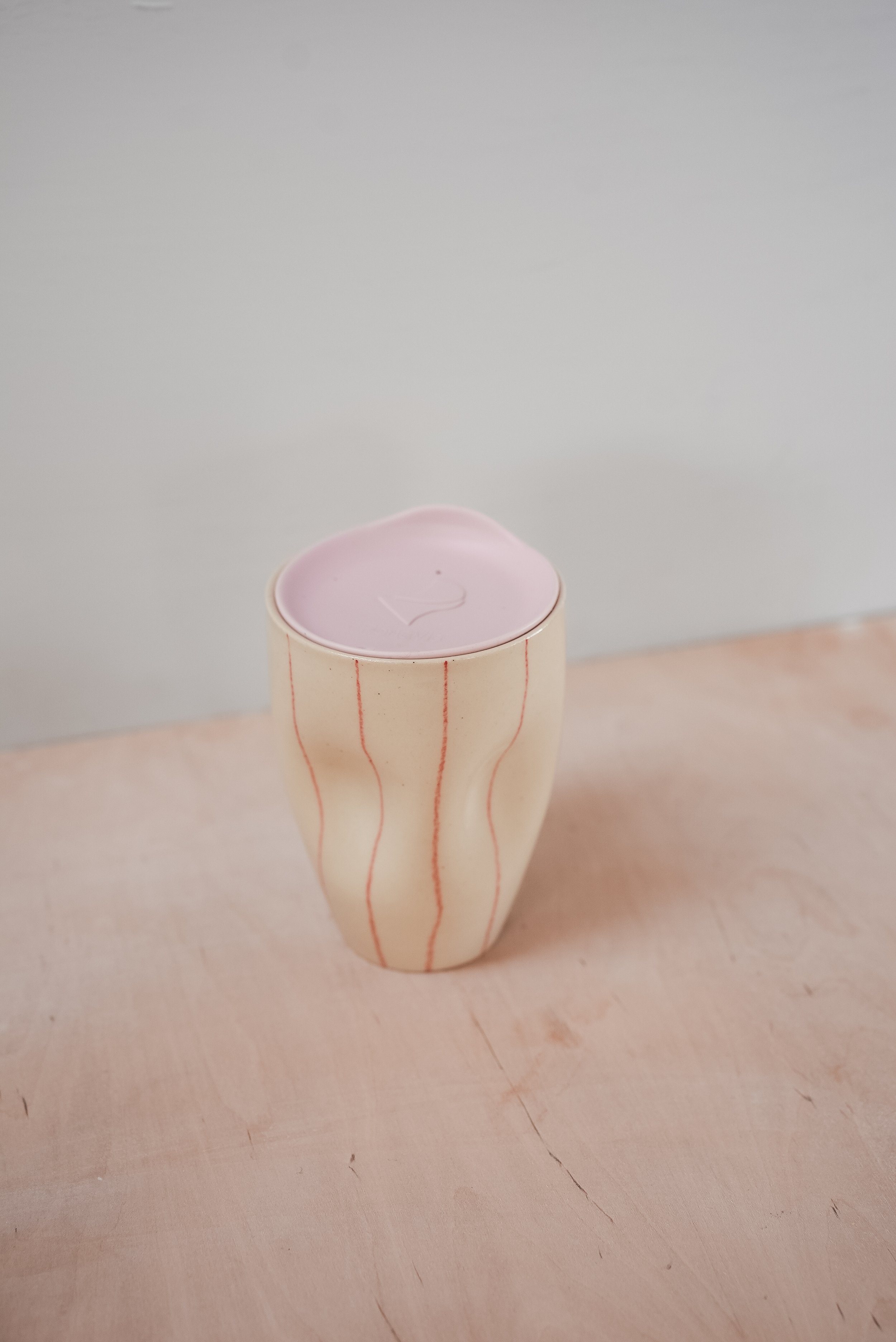 Red Lines Dimple Cup