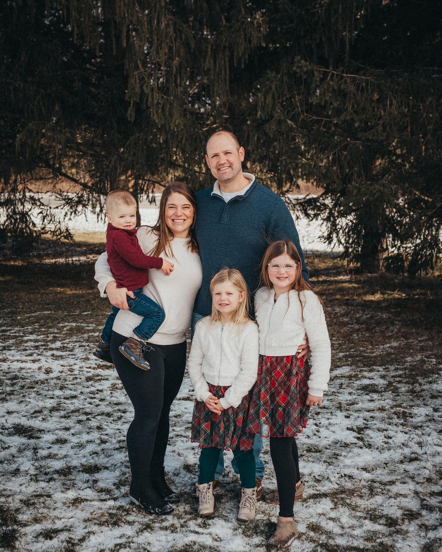 Merry Christmas and a joyous new year from our family to yours!🌲