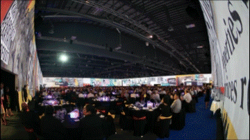 BARFOOT-&-THOMPSON-90th-BIRTHDAY-CELEBRATIONS---LIVE-PROJECTION-HD_2.gif