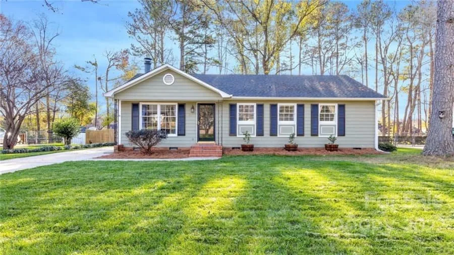 Vinecrest Rach-Style Home