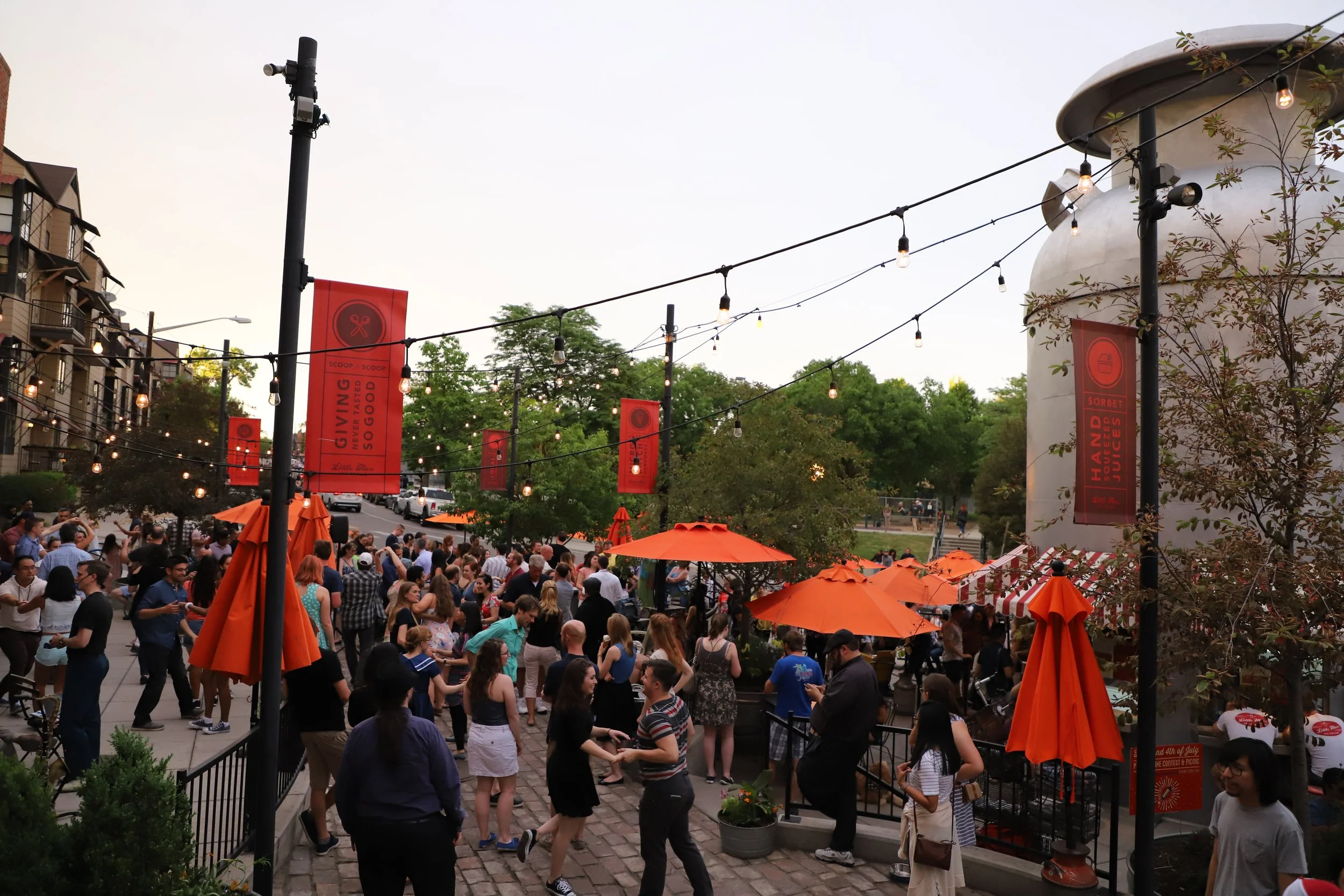 Swingin' Under the Stars