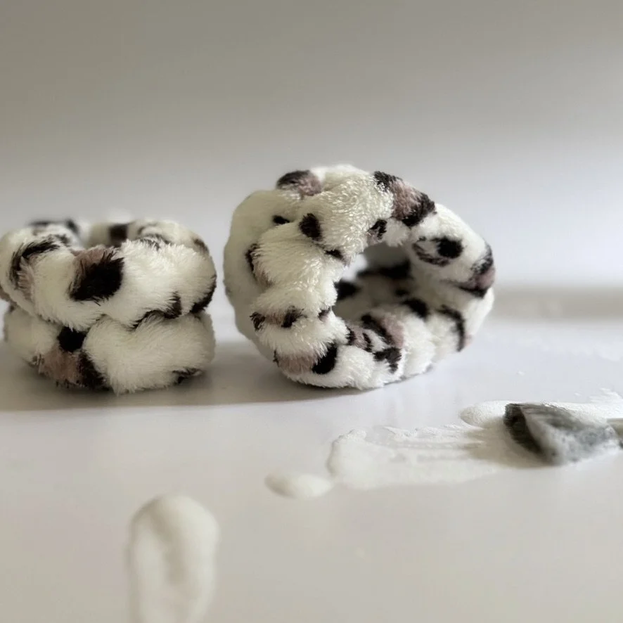 No-Drip Wristies | Face Wash Cuffs - Mood Skin Co. Buckley, WA.jpeg