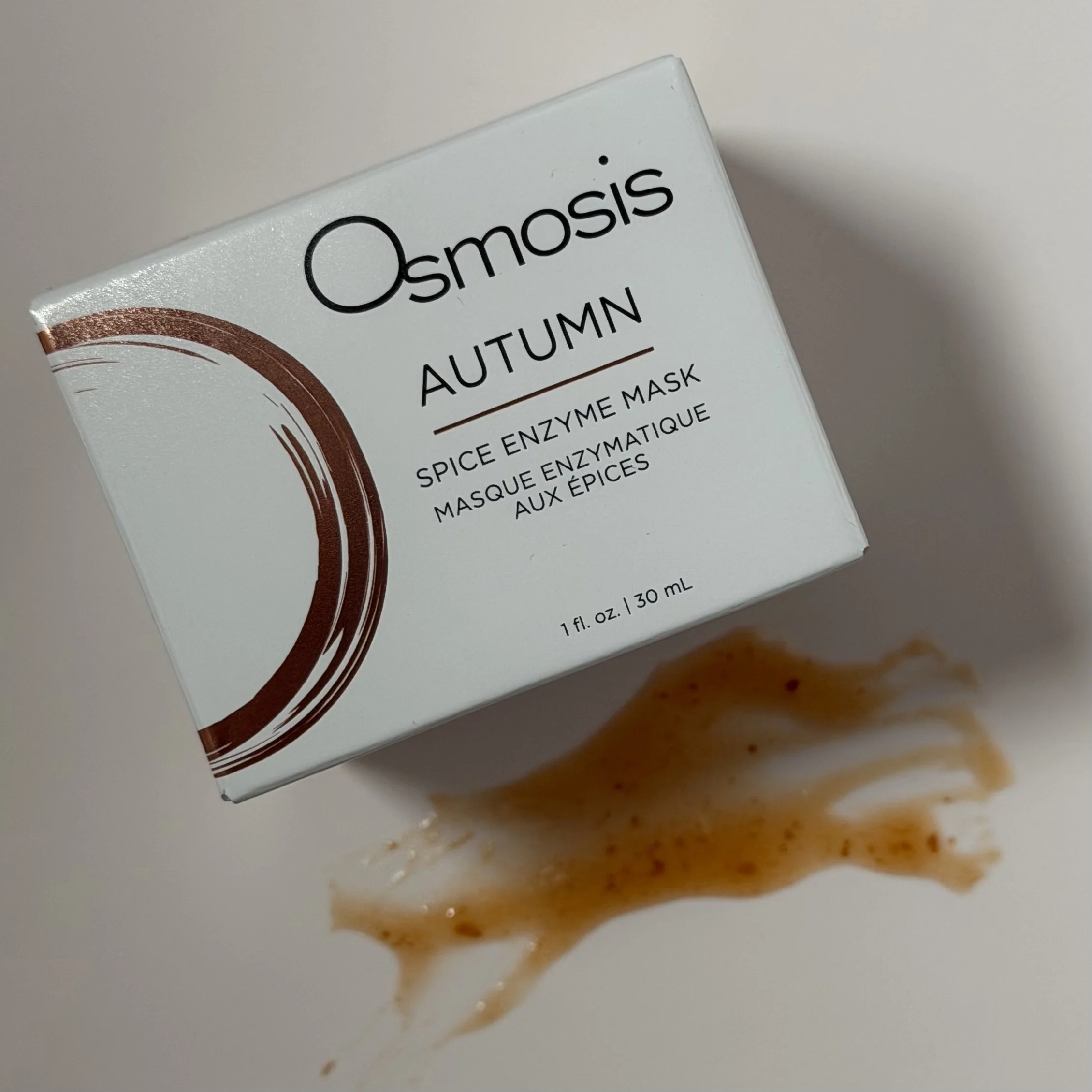 Gentle pumpkin, cinnamon & nutmeg enzyme mask for brightening and collagen boost.