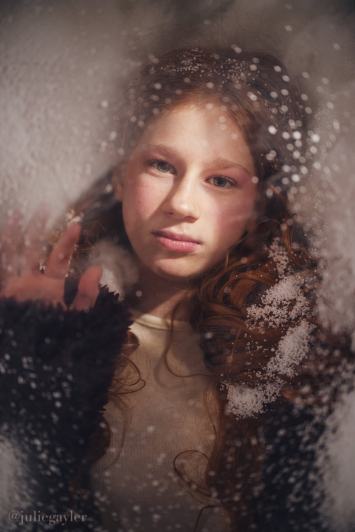 Portrait - Zoe Snow Kel-0640b.jpg