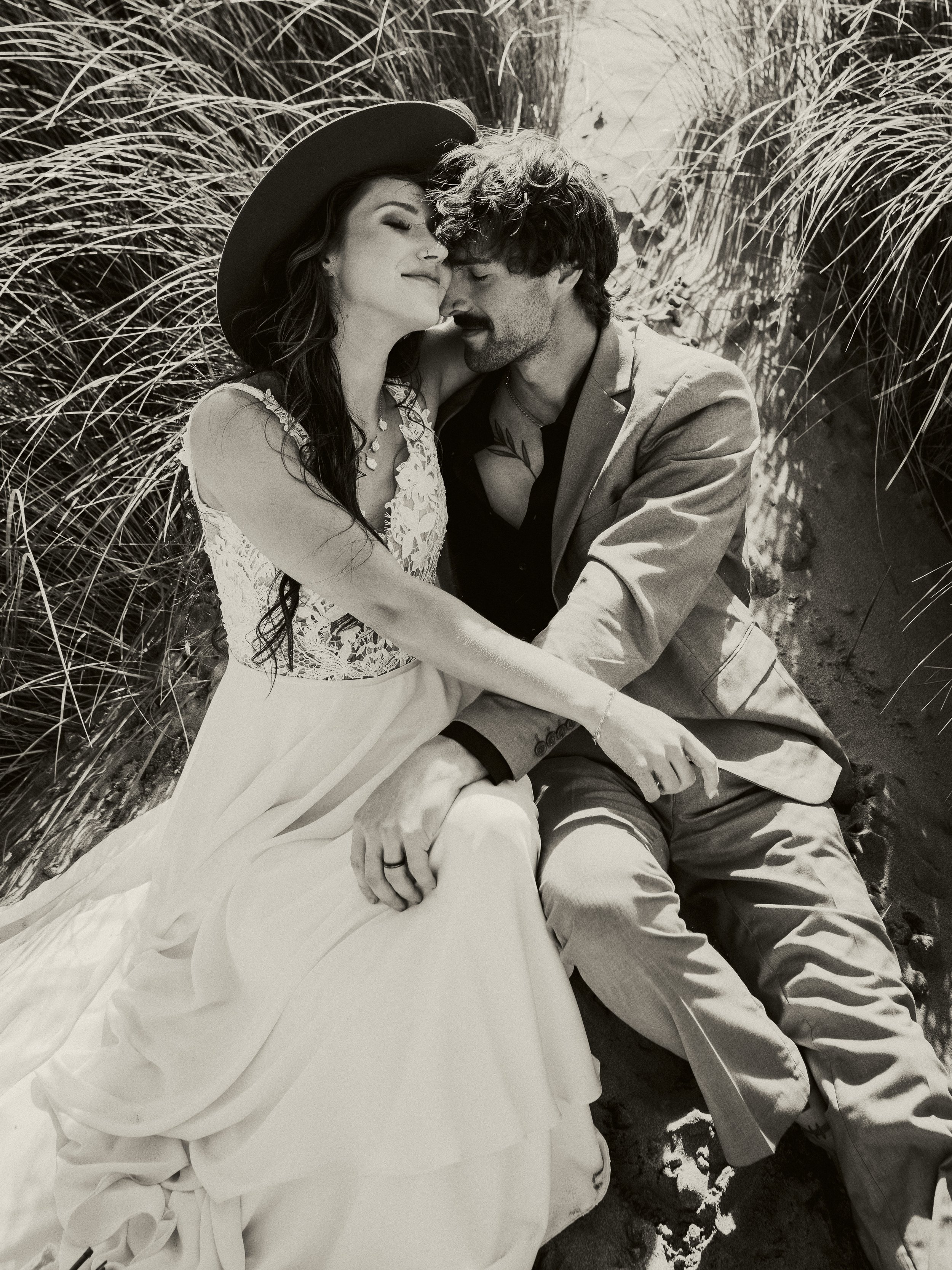 MorganAlannaPhotographyDillonBeachCaliforniaElopement (122).jpg