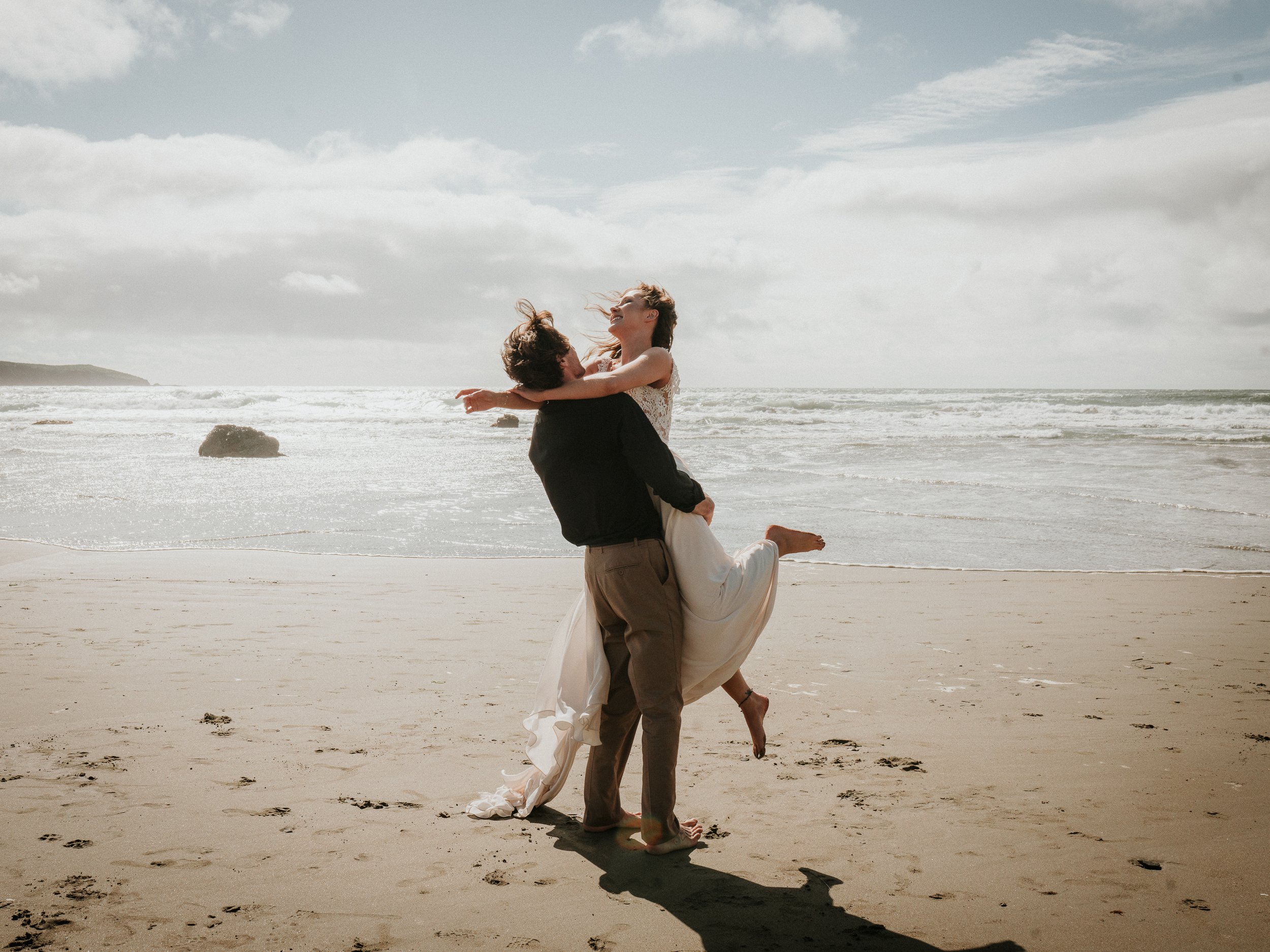 MorganAlannaPhotographyDillonBeachCaliforniaElopement (162).jpg