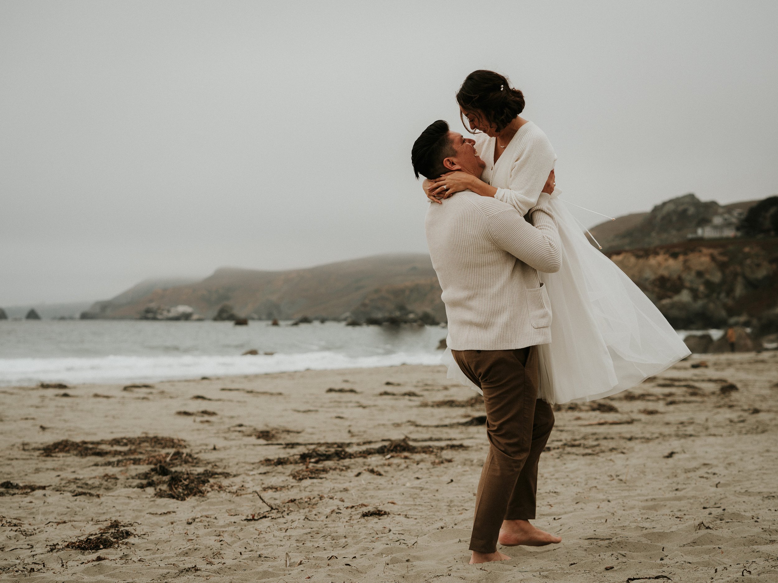 California-beach-elopement 