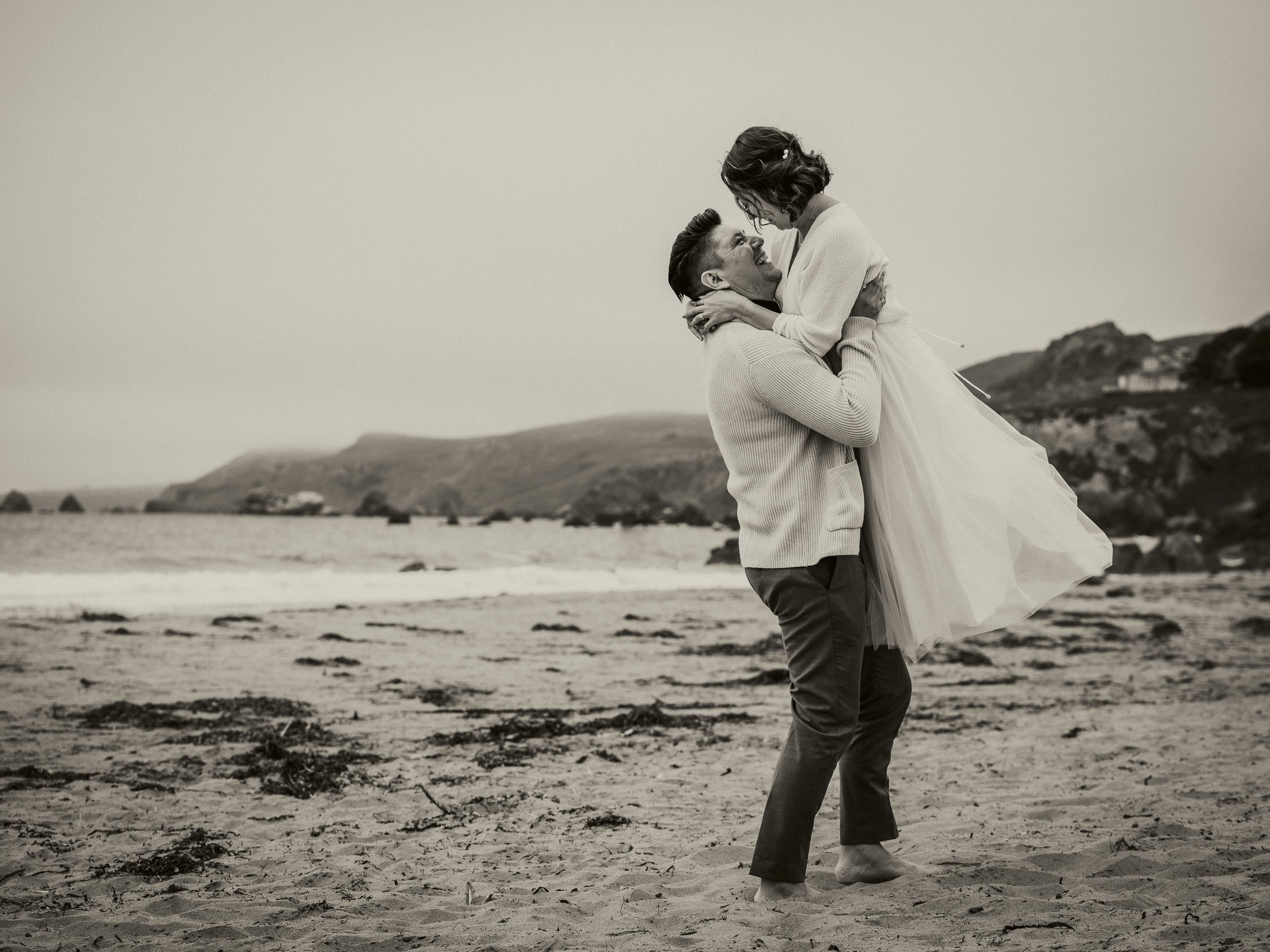 California-beach-elopement 