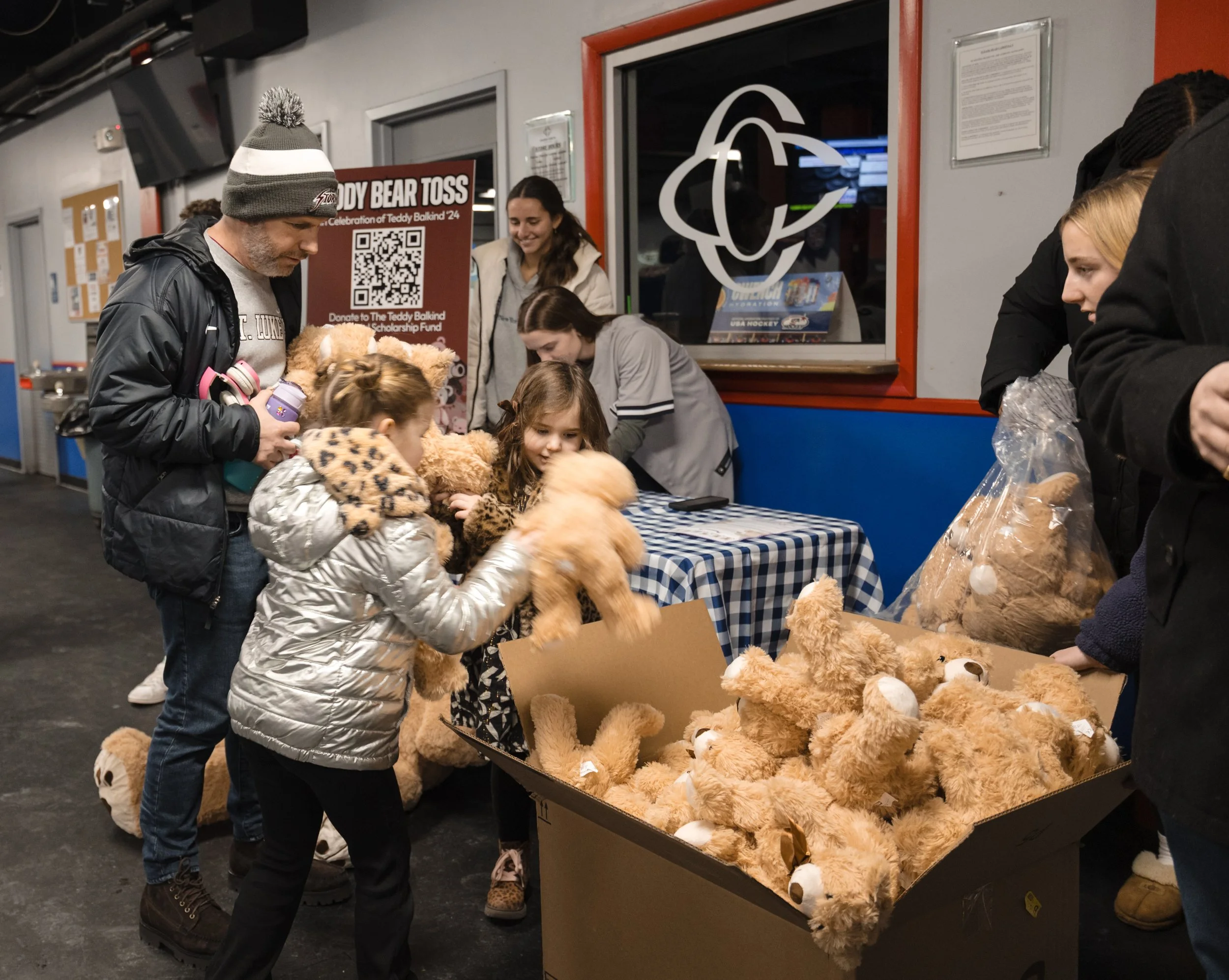 SLS 2026 Teddy Bear Toss-128.jpg