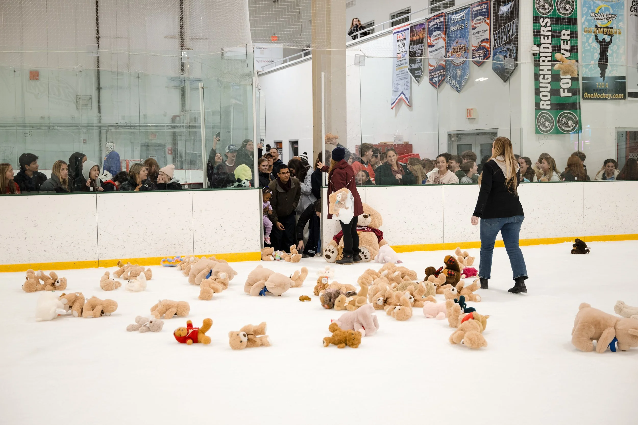 SLS 2026 Teddy Bear Toss-62.jpg