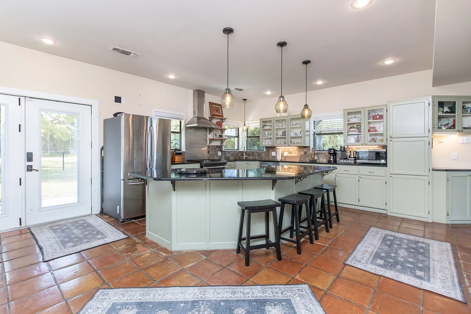 28 CR 248 Kitchen Photo 2.jpg
