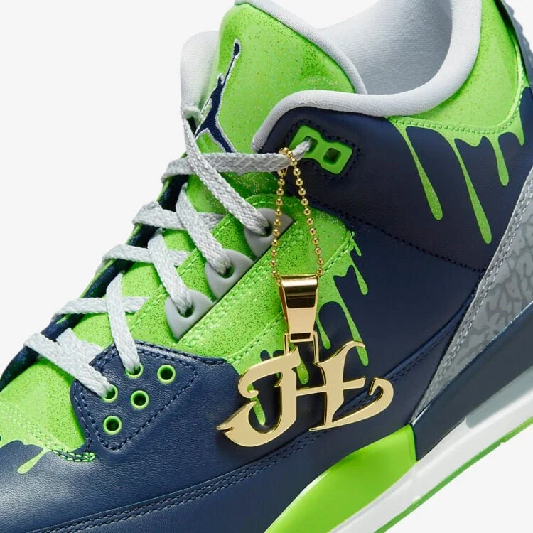 Hugo-Covarrubias-Molina-s-Air-Jordan-3-Doernbecher-FZ3030-919-12-750x750.jpg