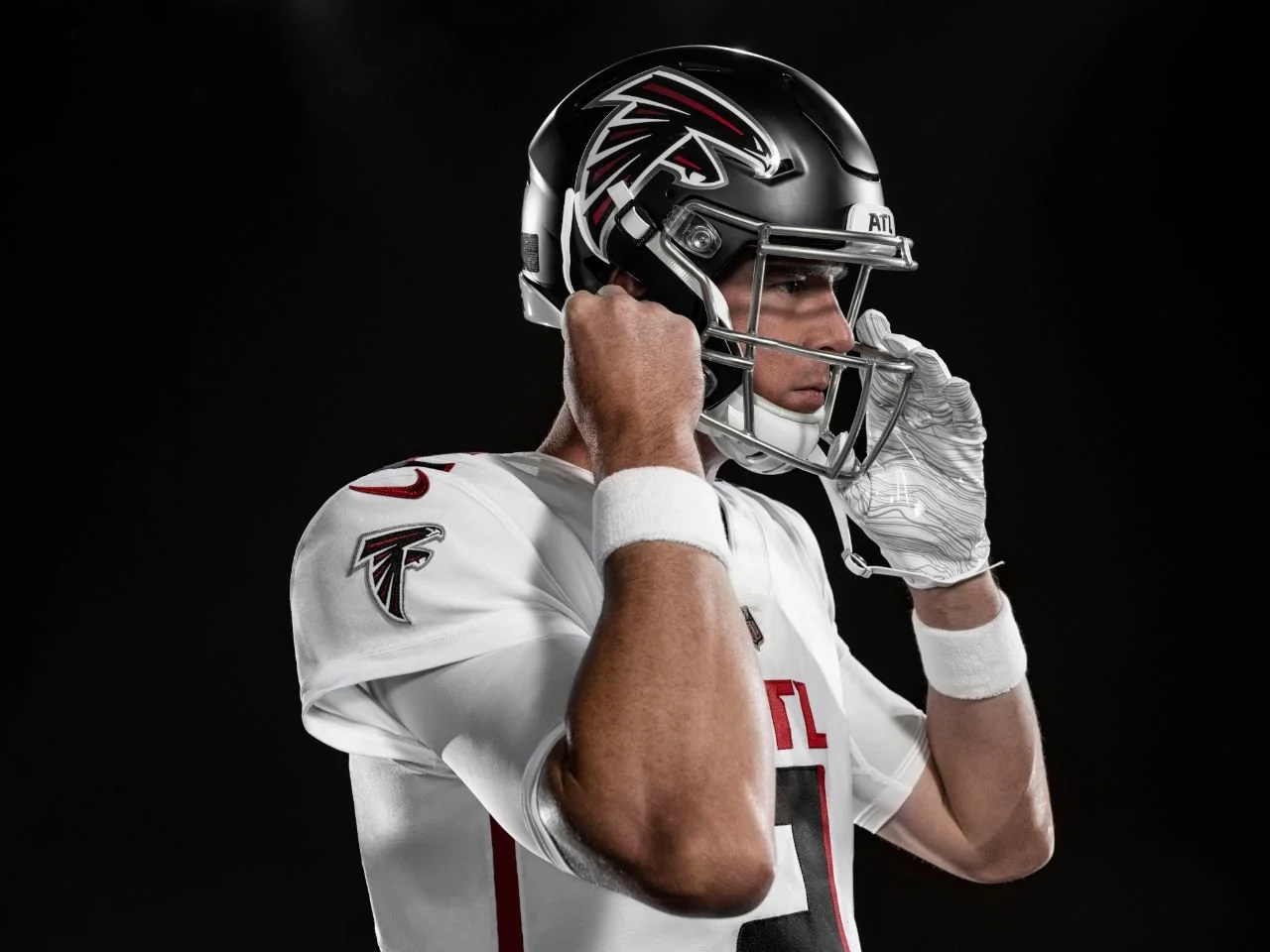 2020_AtlantaFalcons_MattRyan_Away_Portriat_6539.jpeg