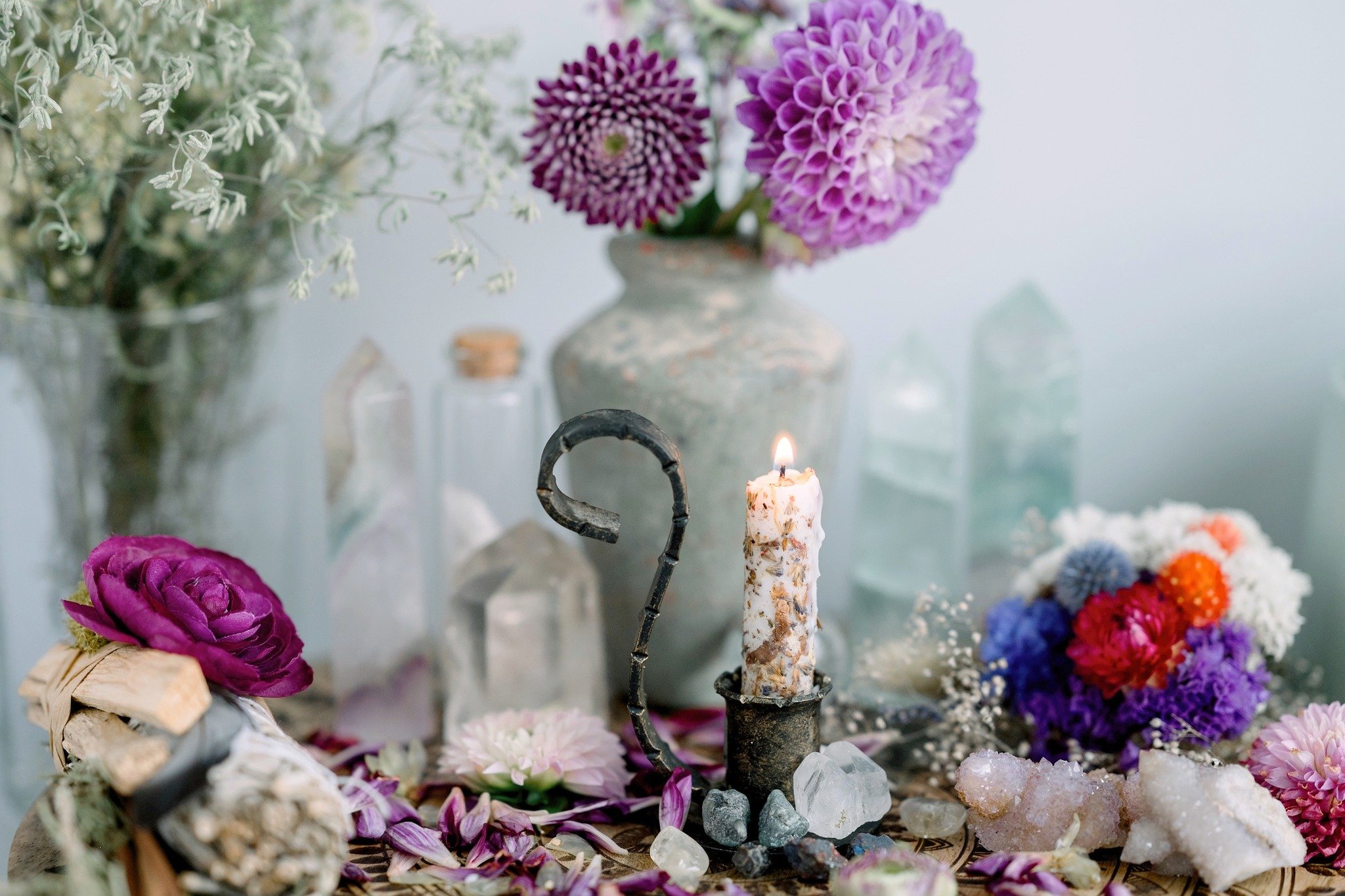 Do you have an altar for your meditation, journaling, or ceremony? 

My altar is my sacred space for connecting with the divine and creating physicality - heaven on earth, energy into matter, inspiration into form.

If you haven't changed up your alt