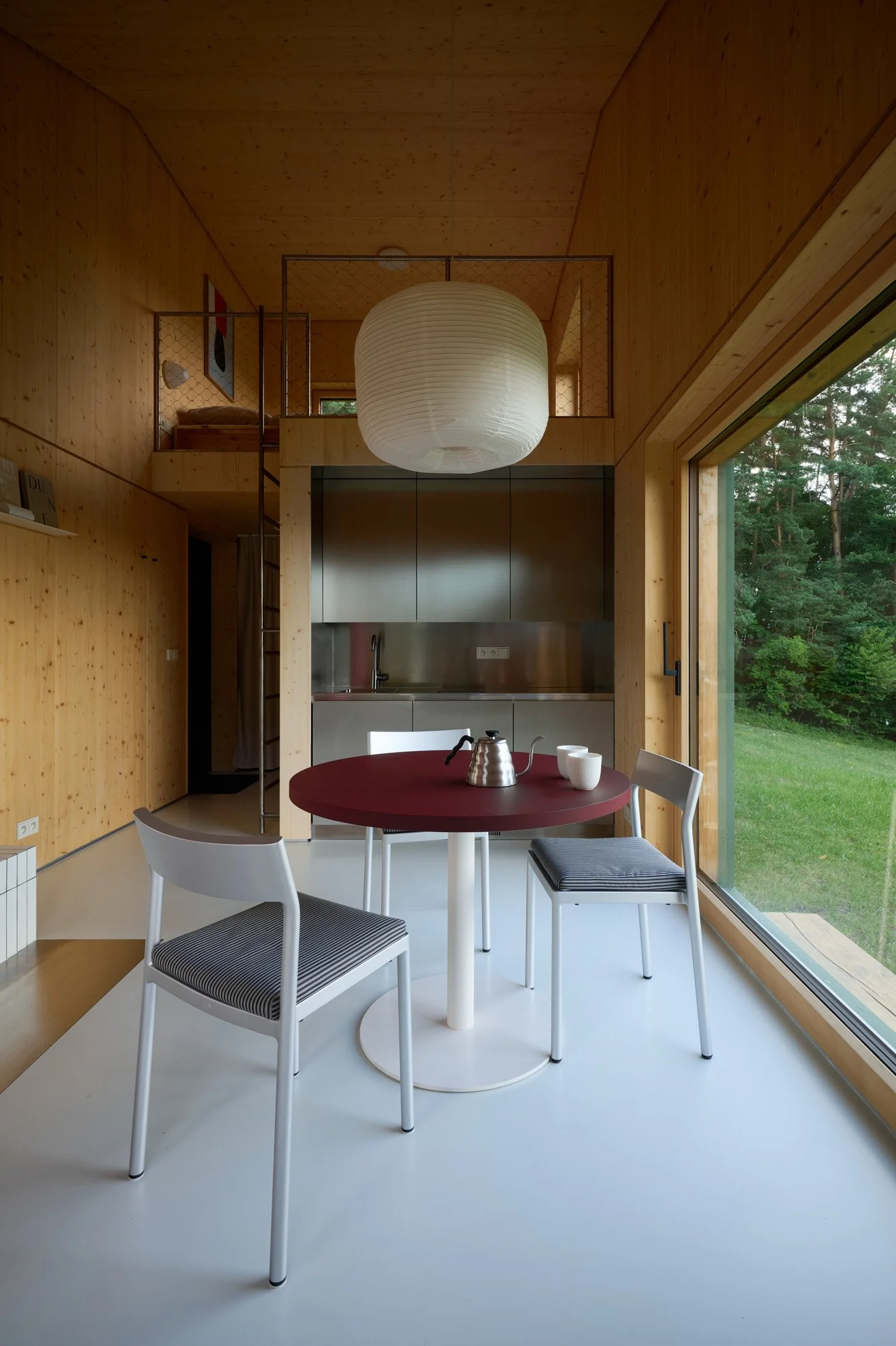 126_Bebech_LR_00 (2).jpg