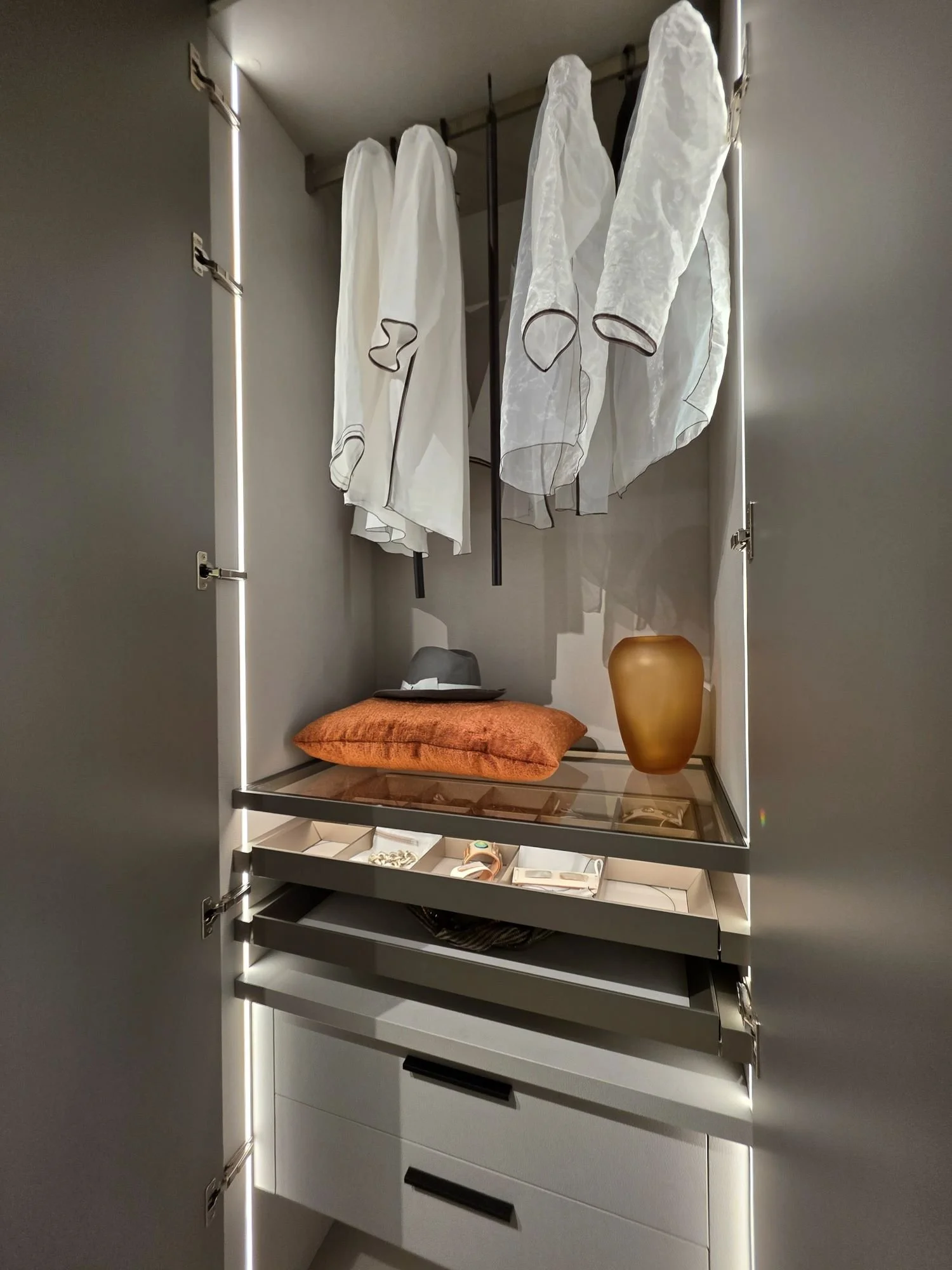 Wardrobe design.jpg