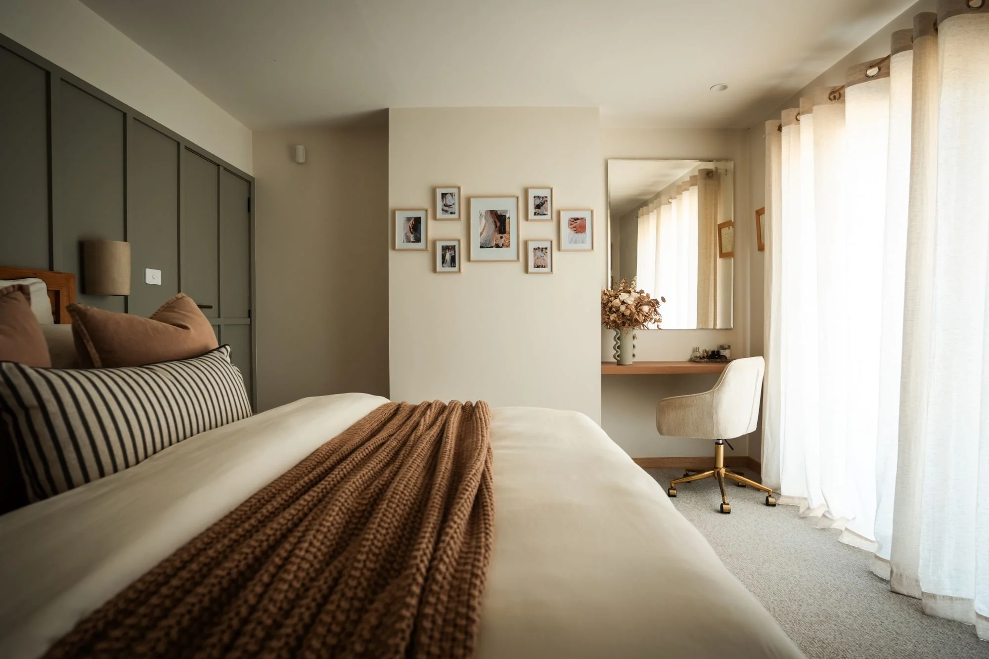 View from walk in robe toward bedroom area and nook at Raeburn.