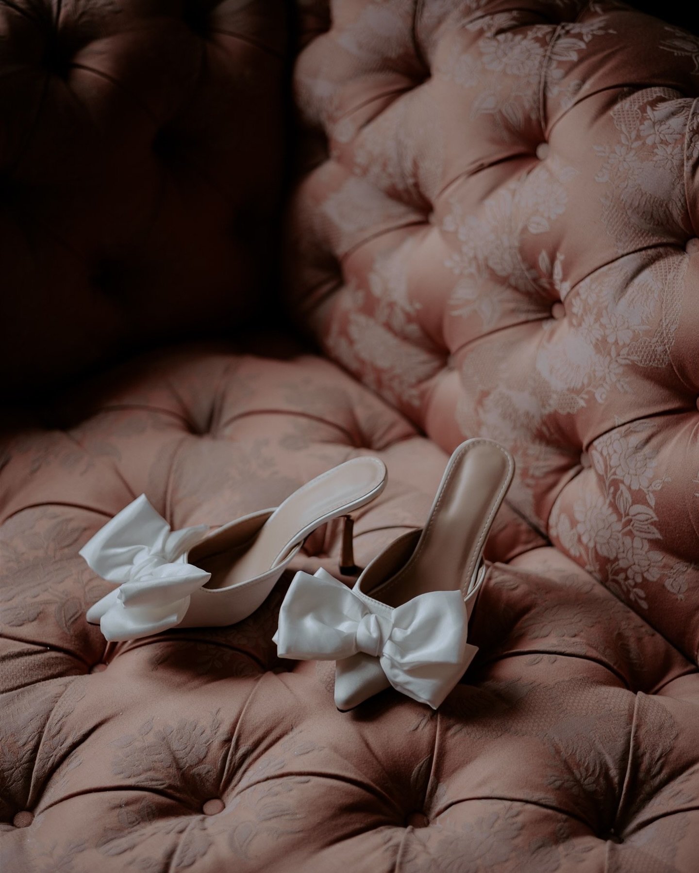 Bow shoes on a pink sofa... my whole personality in one photo 🤍

I can't get enough of a little bow feature on your wedding day, whether it's in your hair, on your feet or a statement on your dress 

Venue: @capesthorne_hall
Photography: @emily_robi